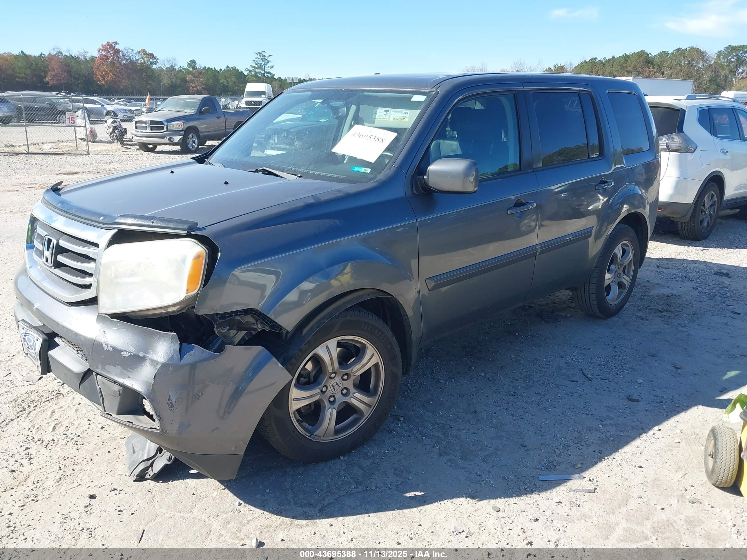 HONDA PILOT image 2