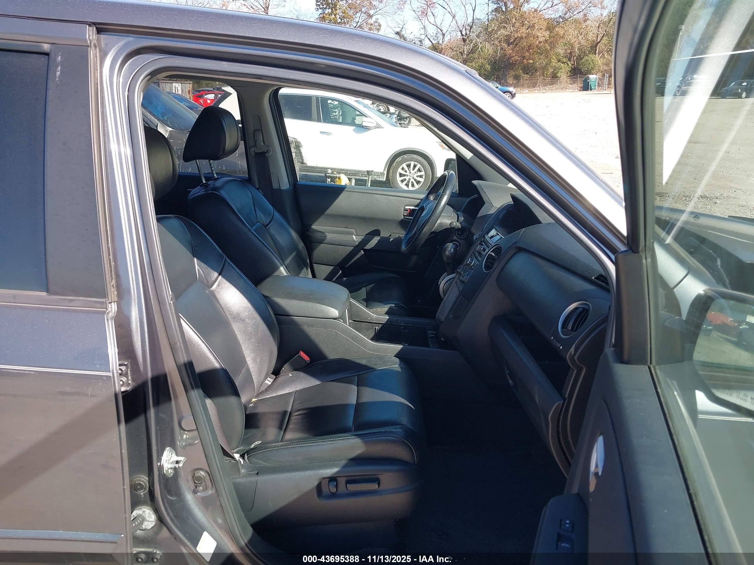 HONDA PILOT image 5