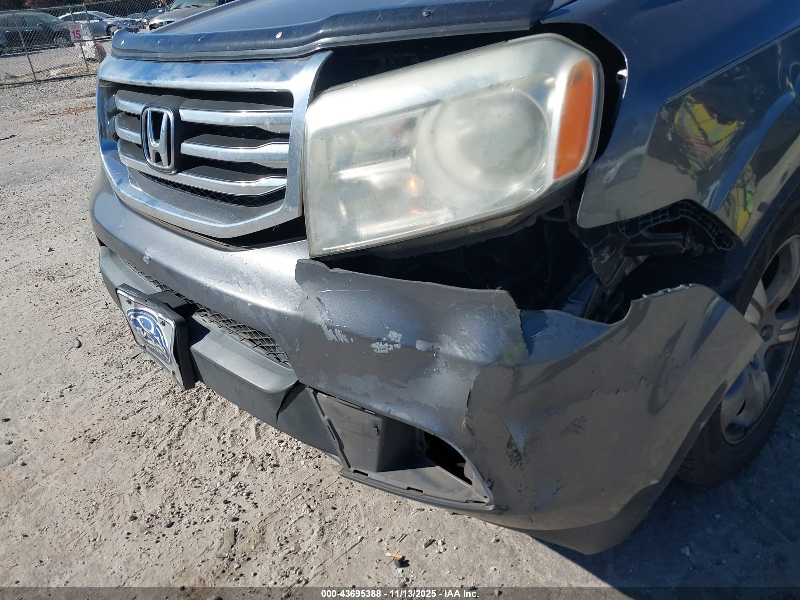 HONDA PILOT image 6