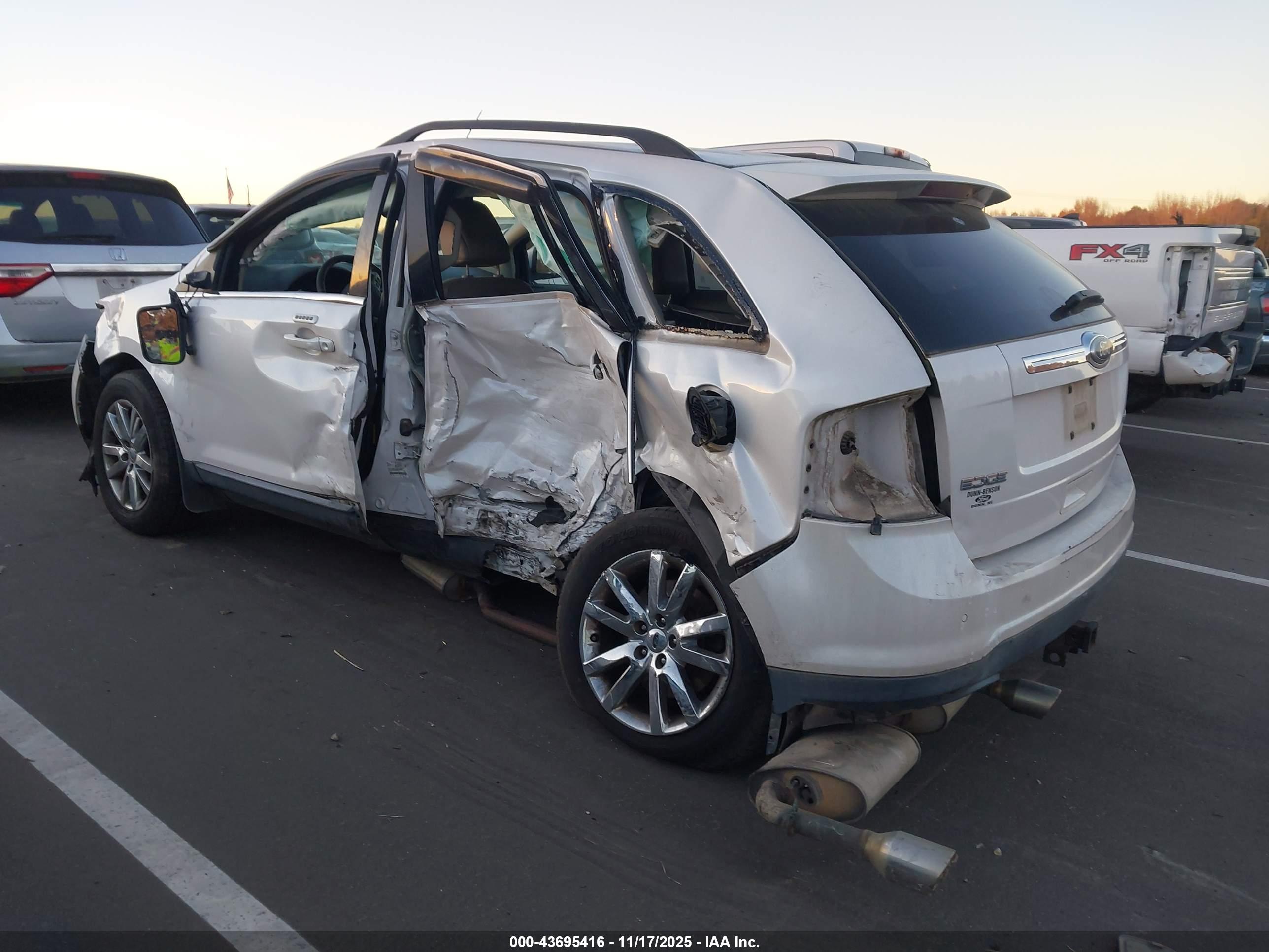 FORD EDGE image 3