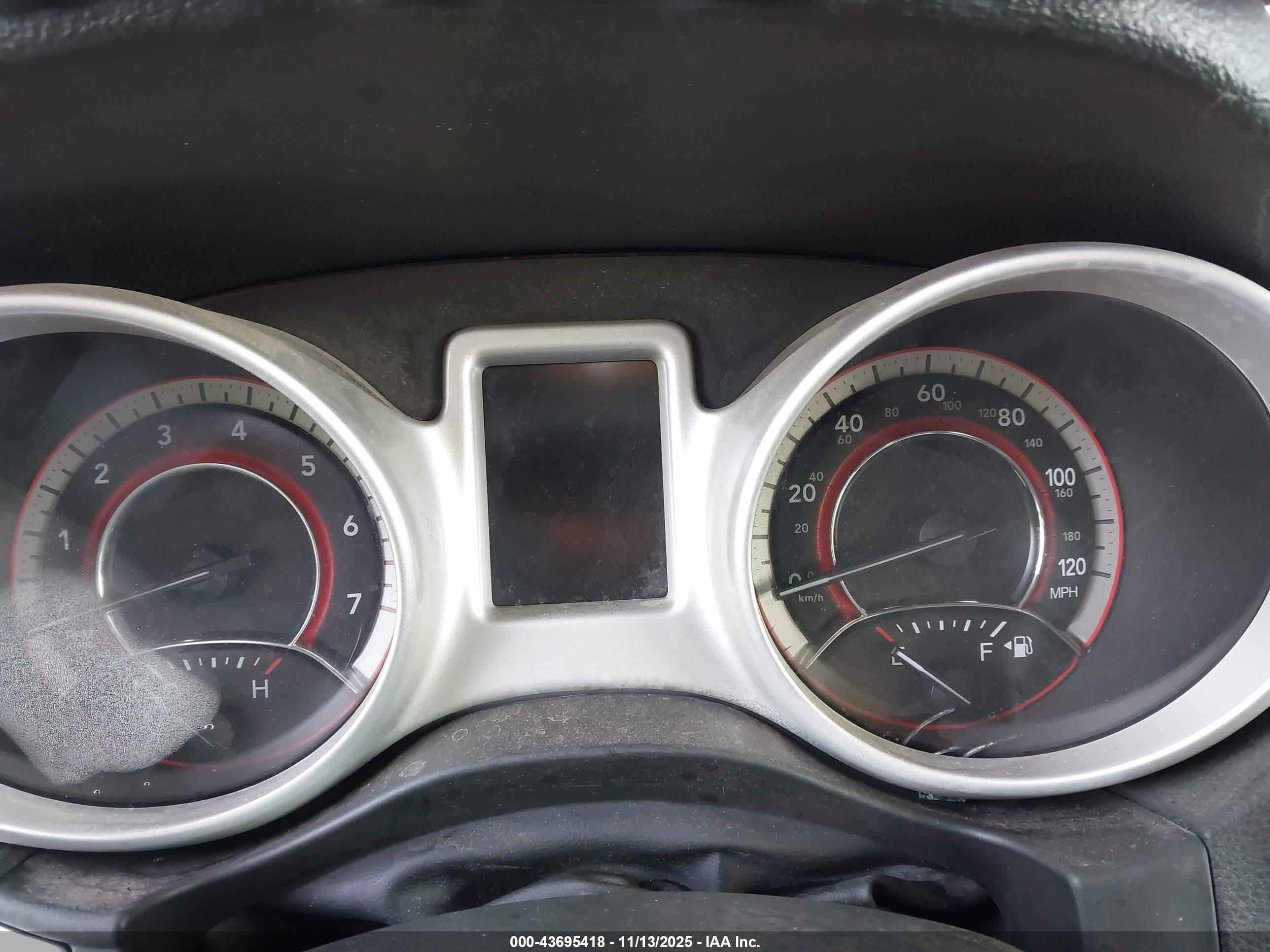 DODGE JOURNEY image 7