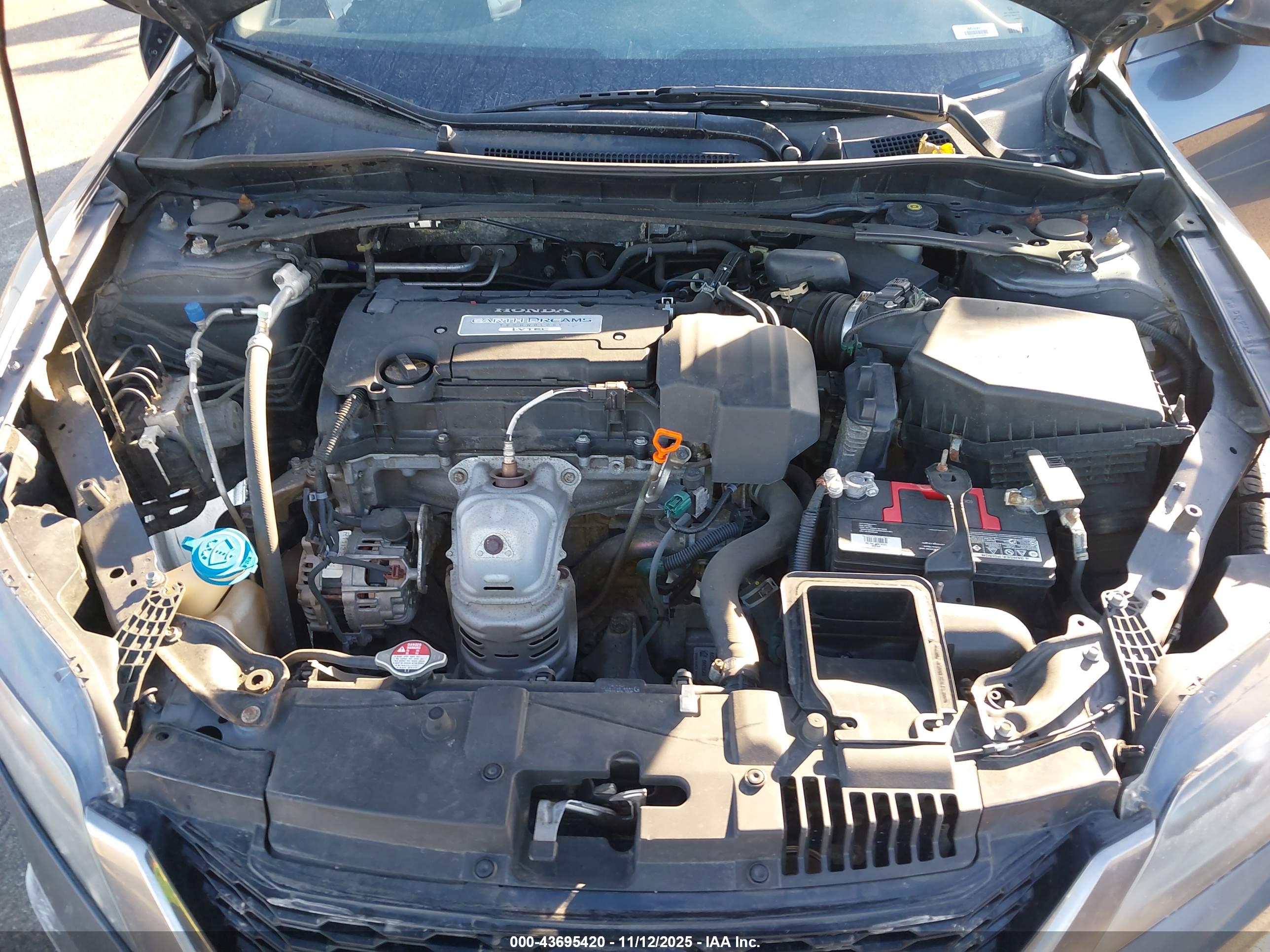 HONDA ACCORD image 10