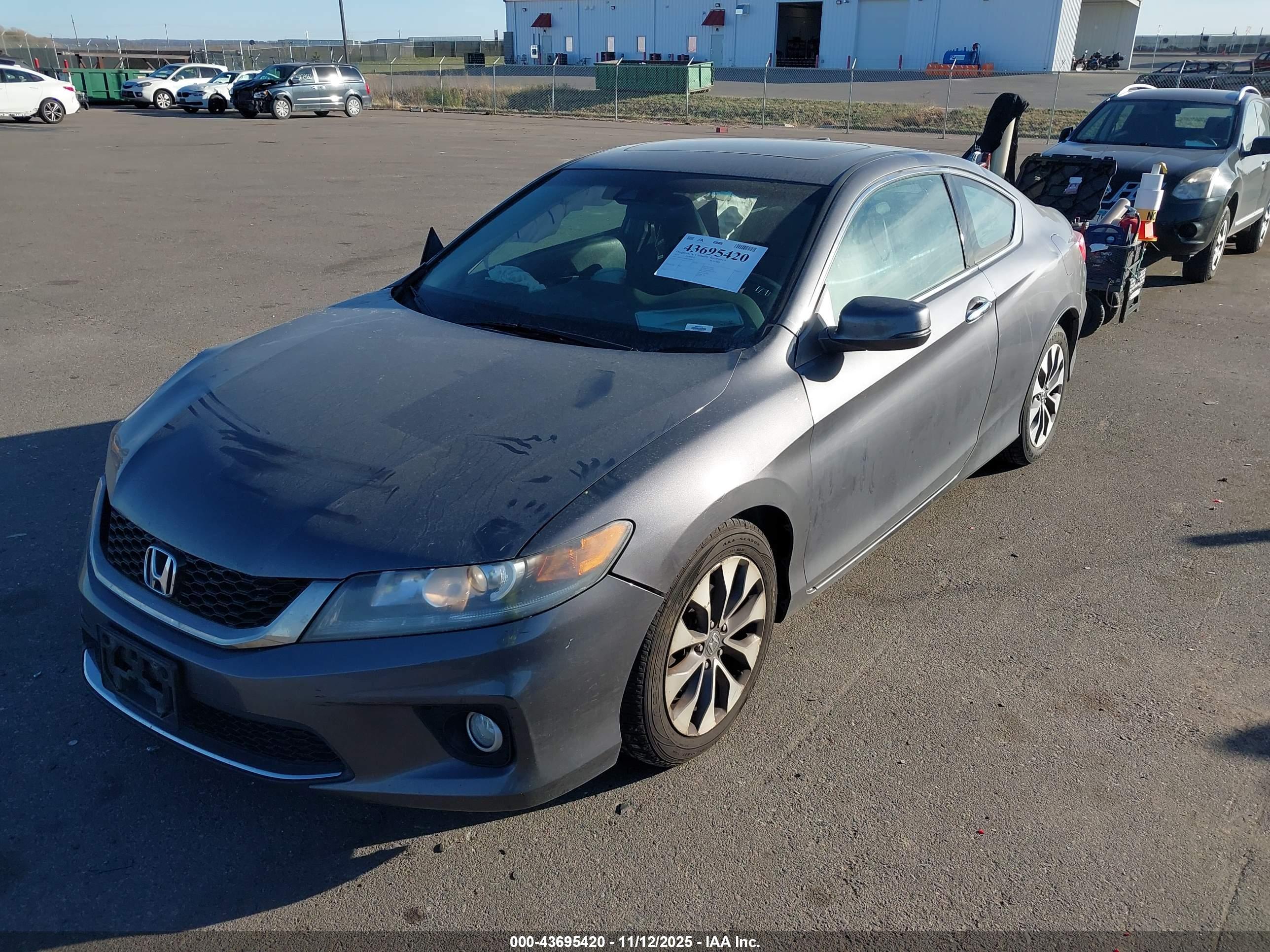 HONDA ACCORD image 2