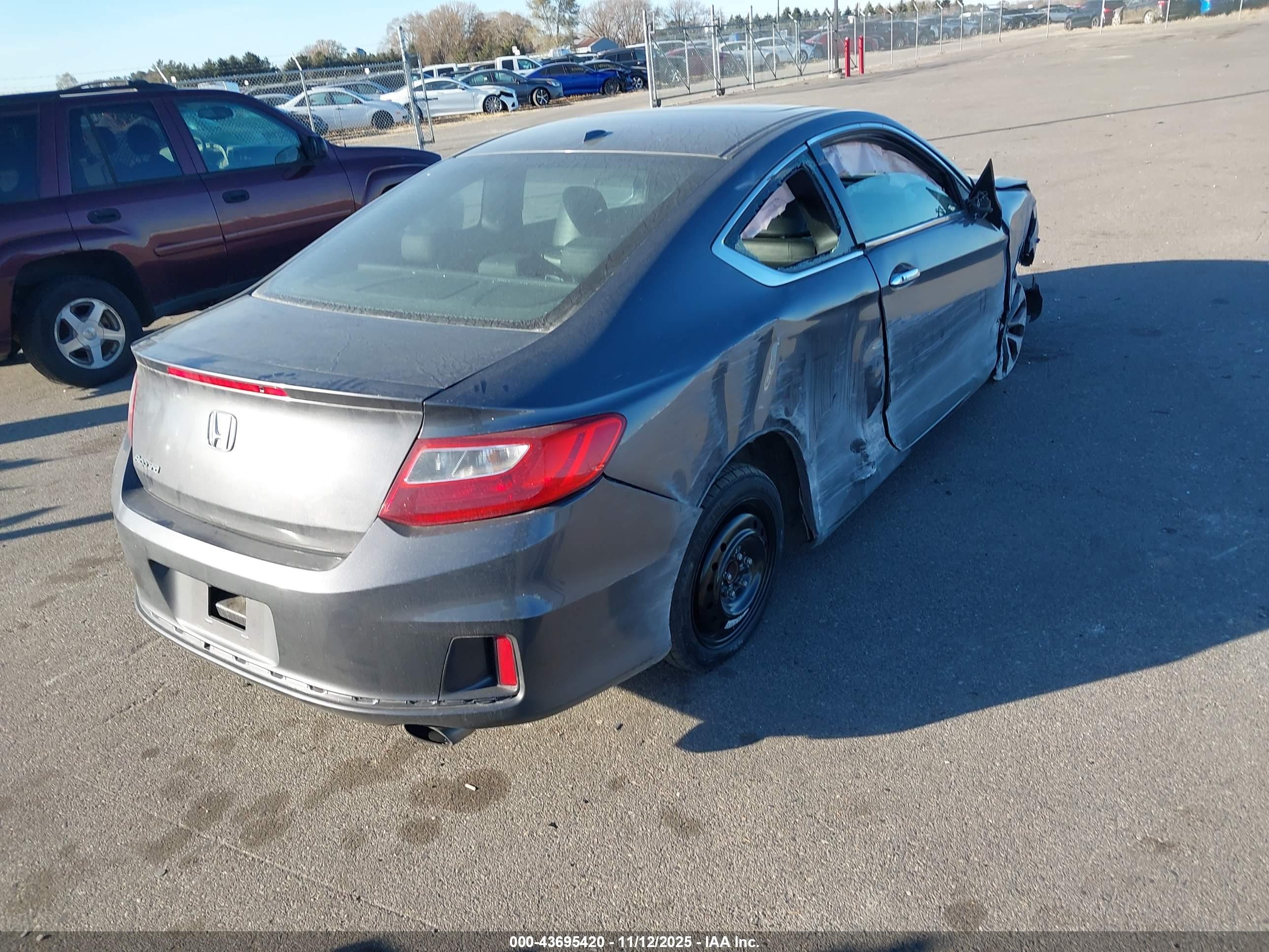 HONDA ACCORD image 4