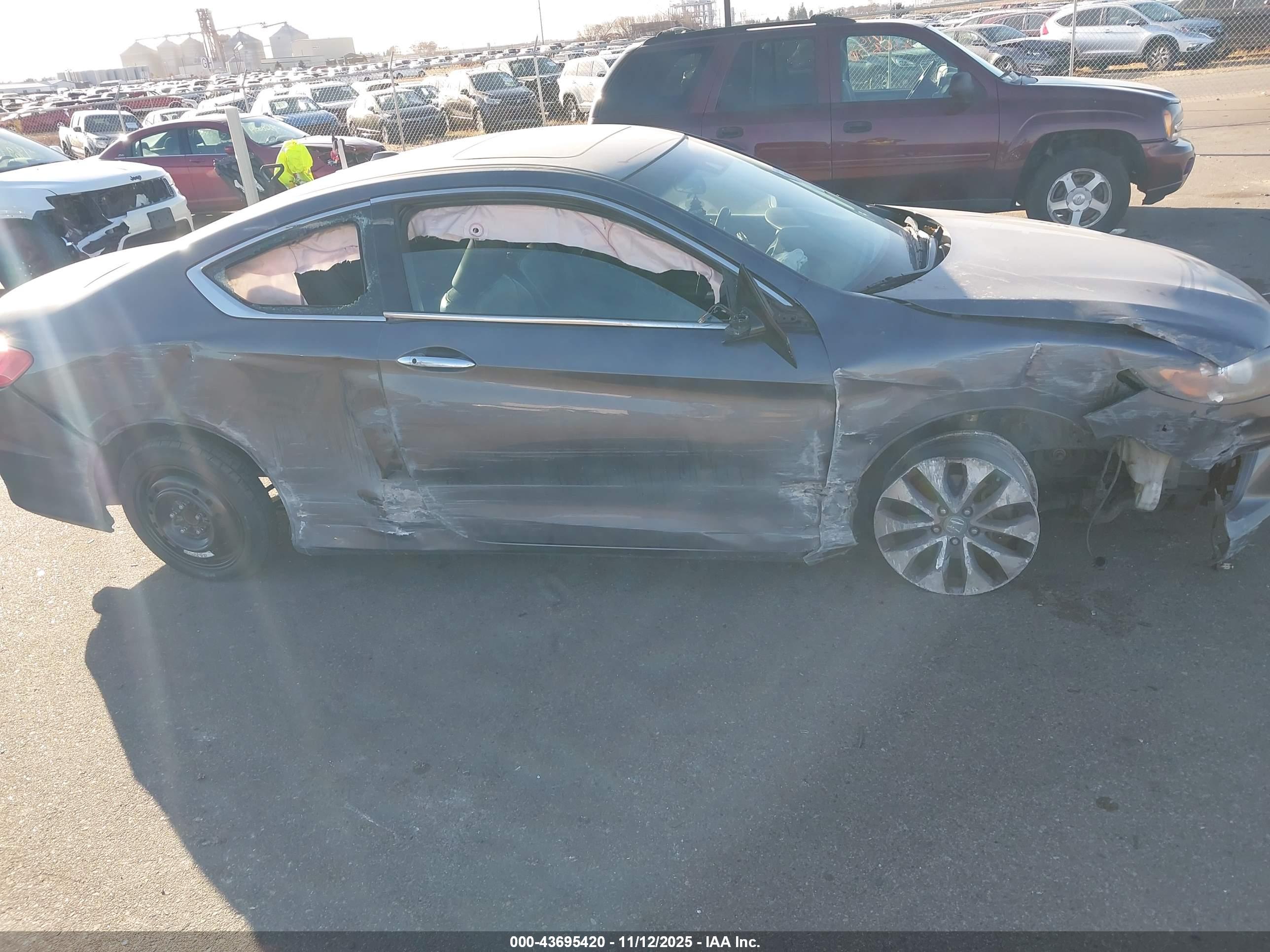 HONDA ACCORD image 6