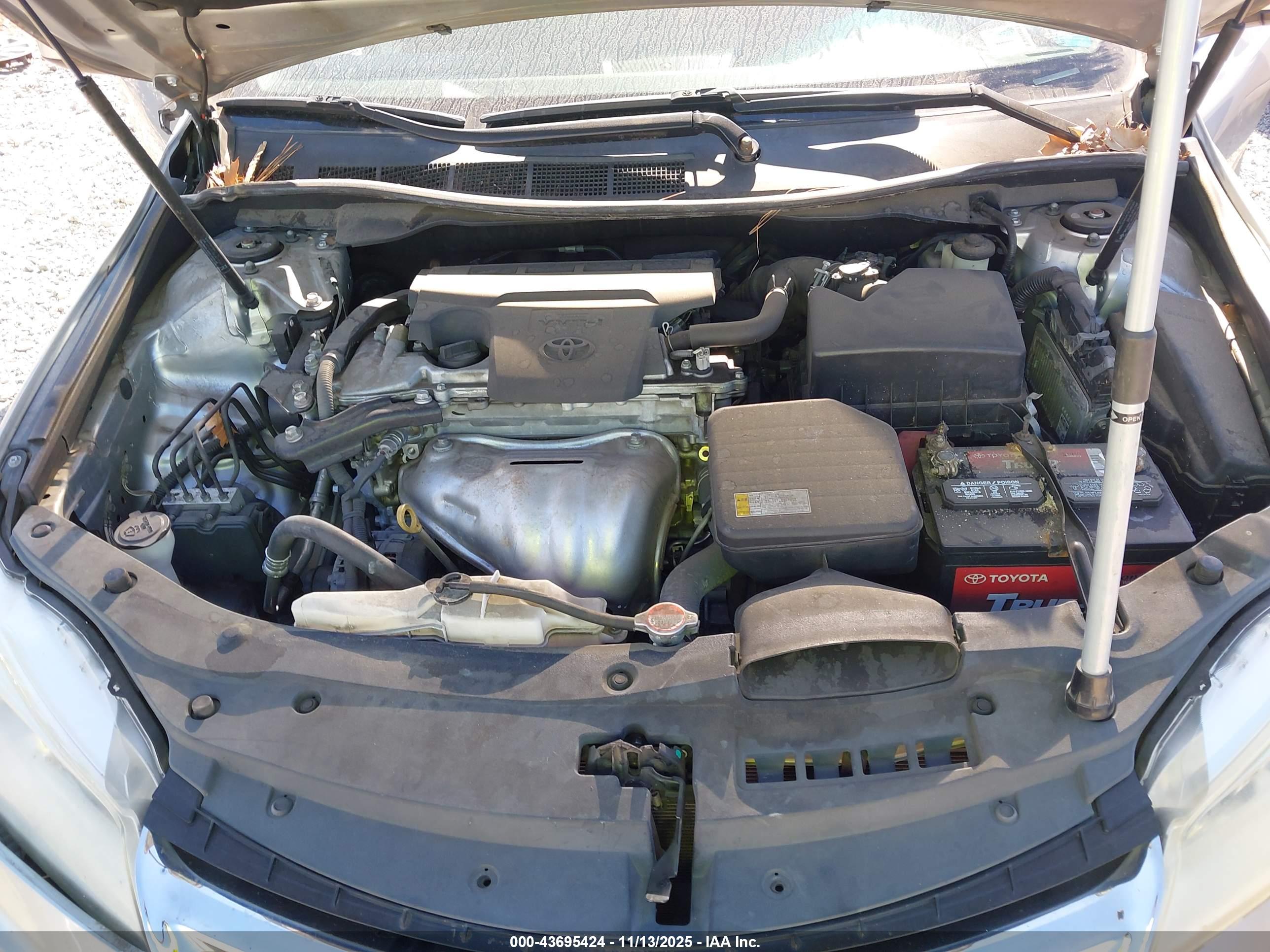 TOYOTA CAMRY image 10