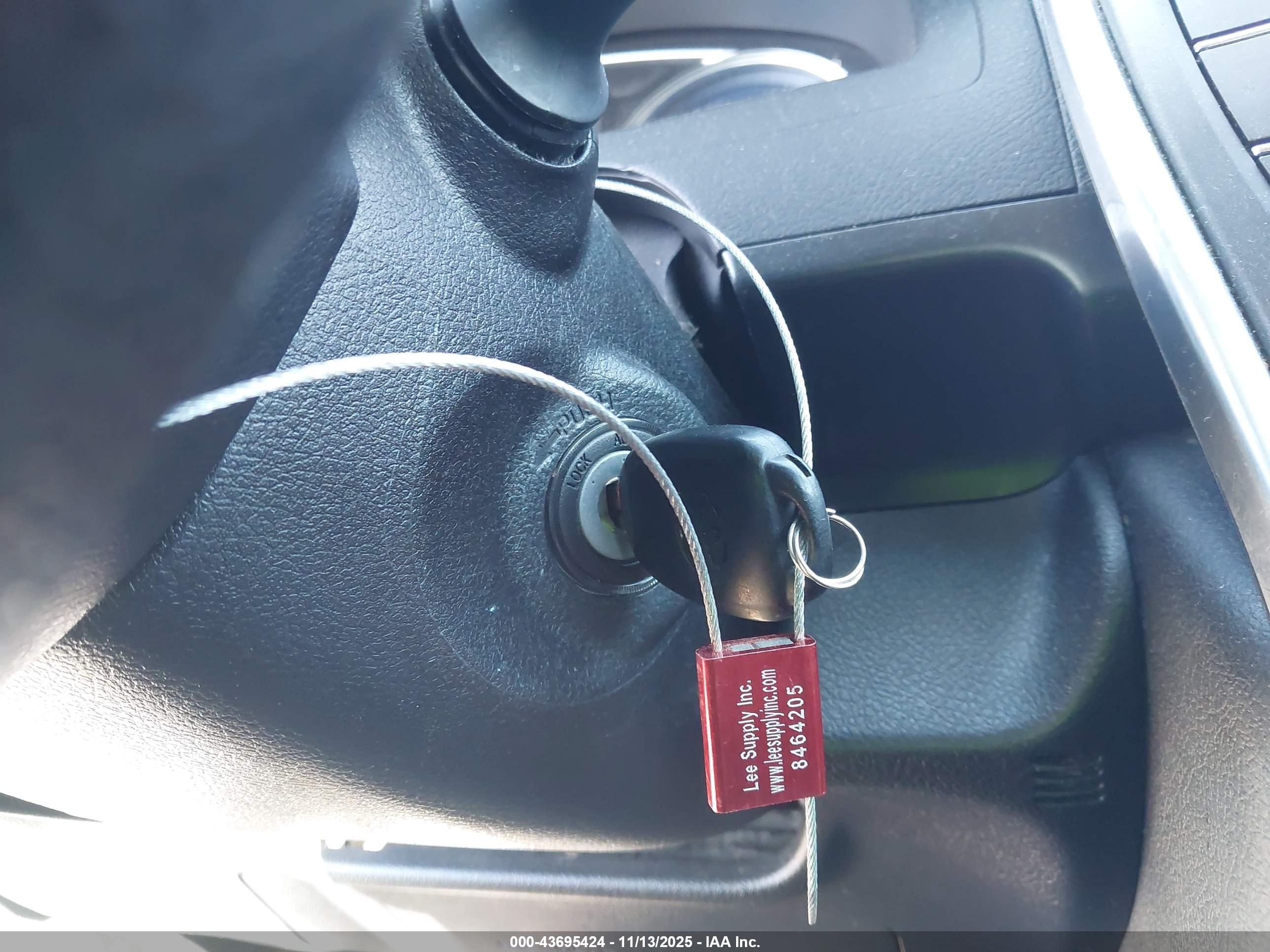 TOYOTA CAMRY image 11