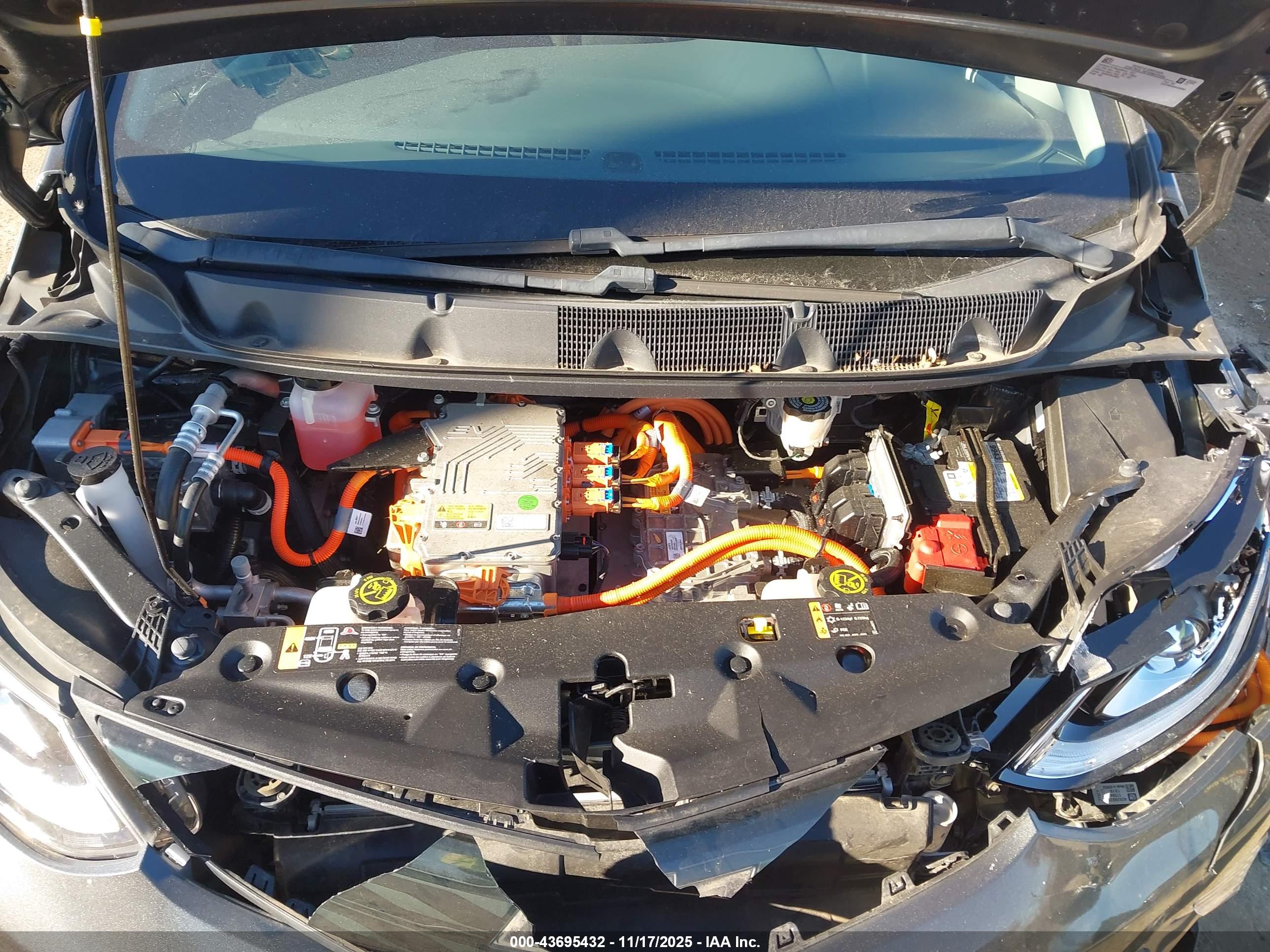 CHEVROLET BOLT image 10
