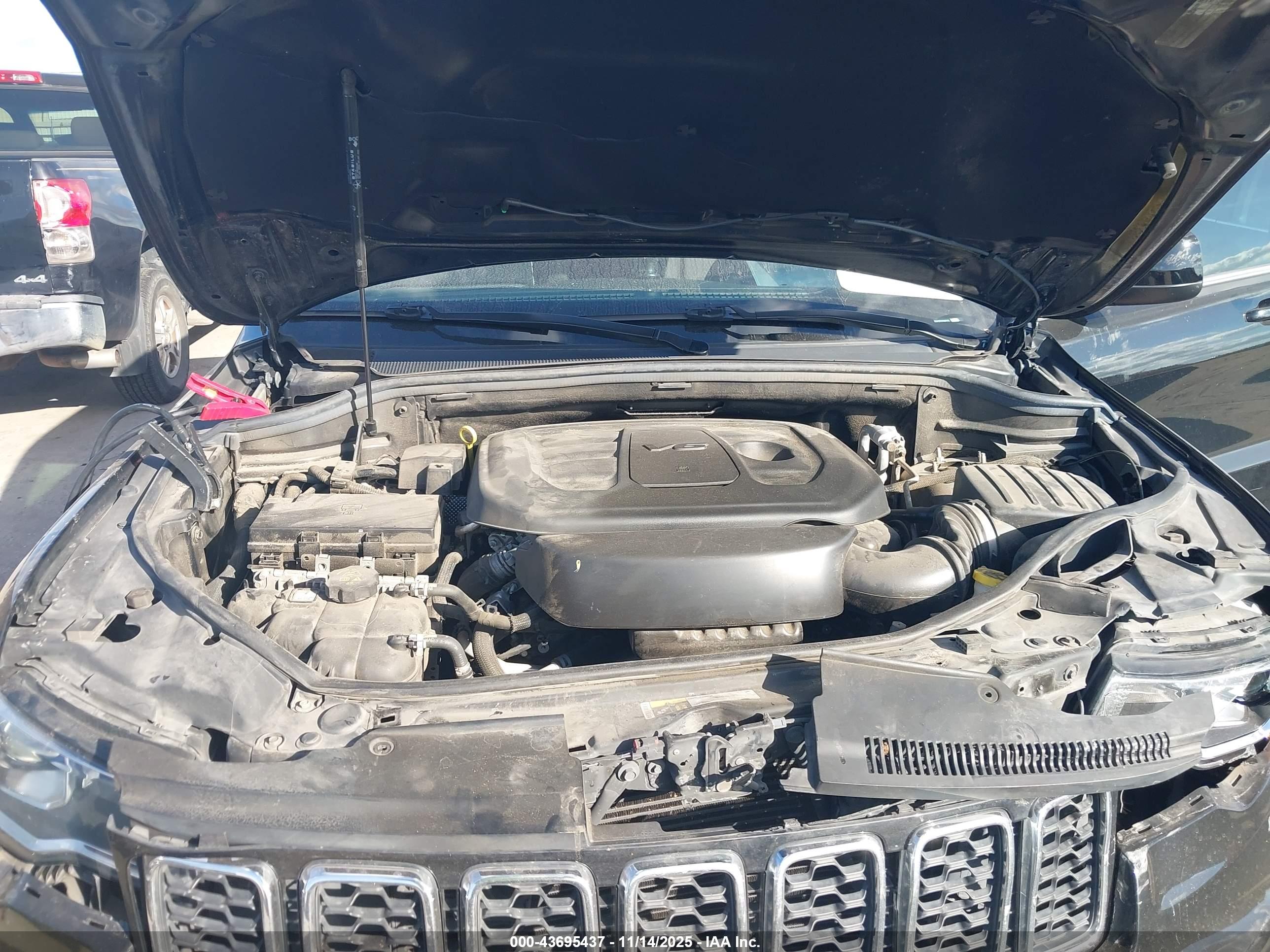 JEEP GRAND image 10