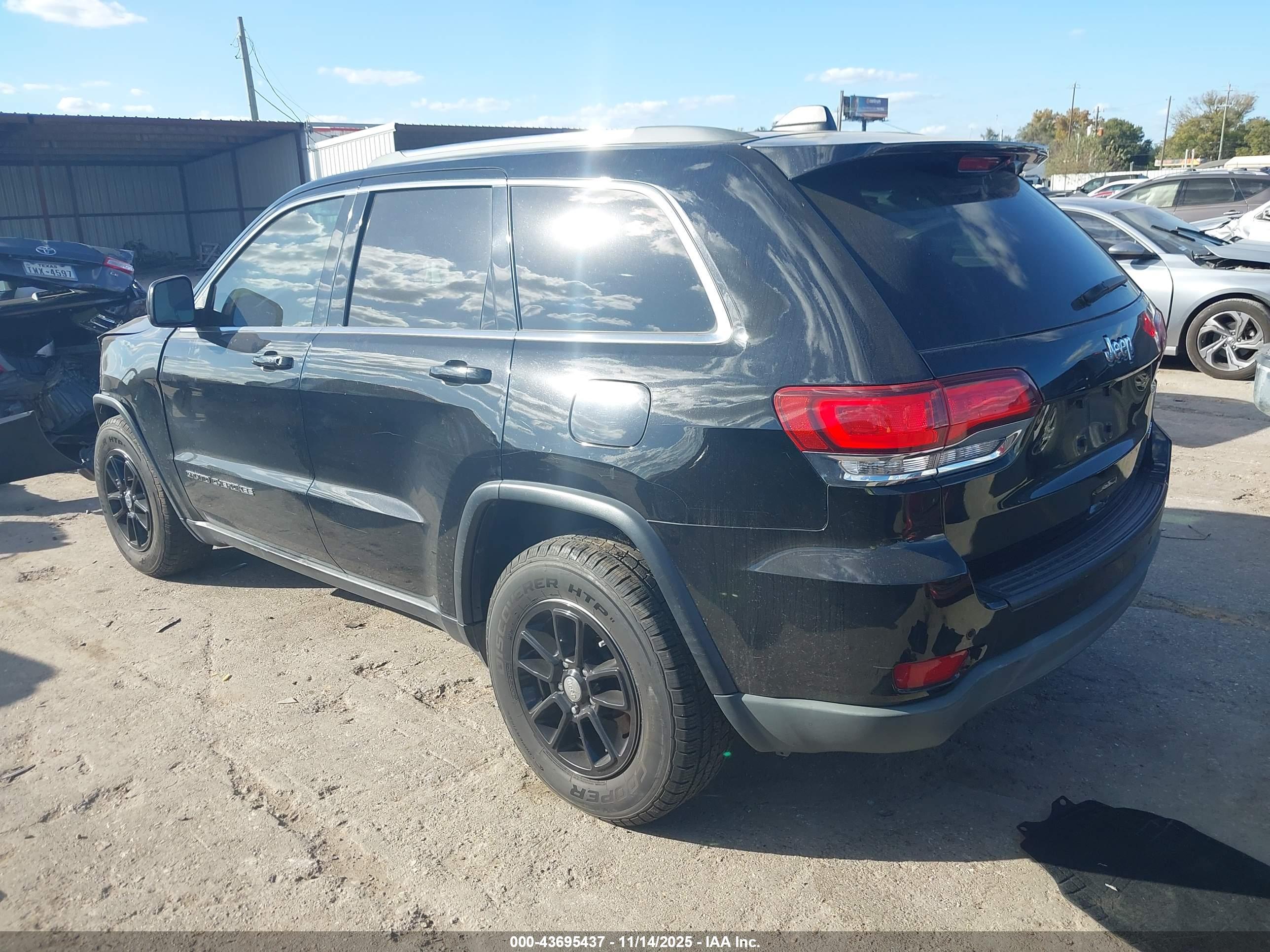 JEEP GRAND image 3