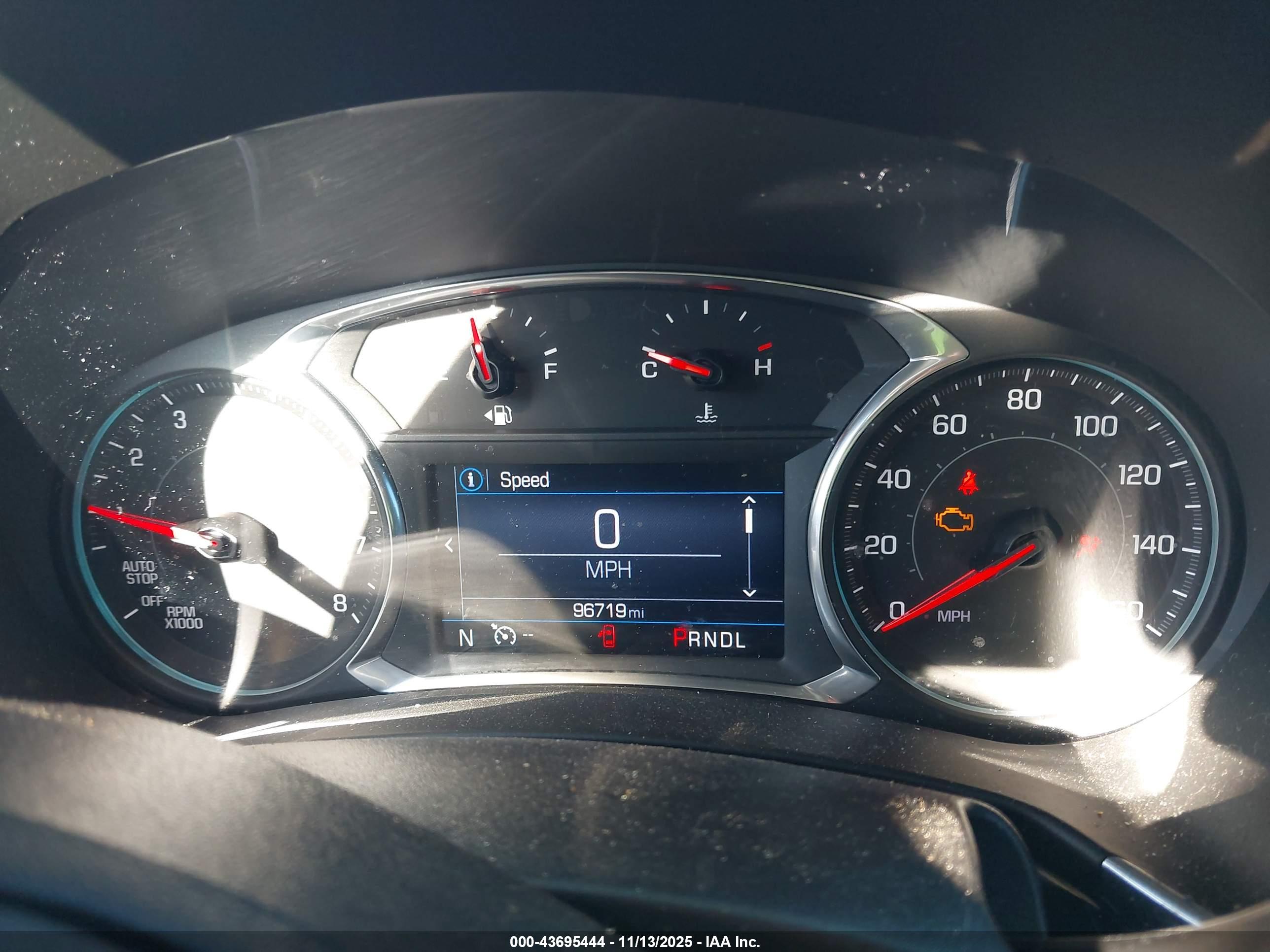 CHEVROLET EQUINOX image 7