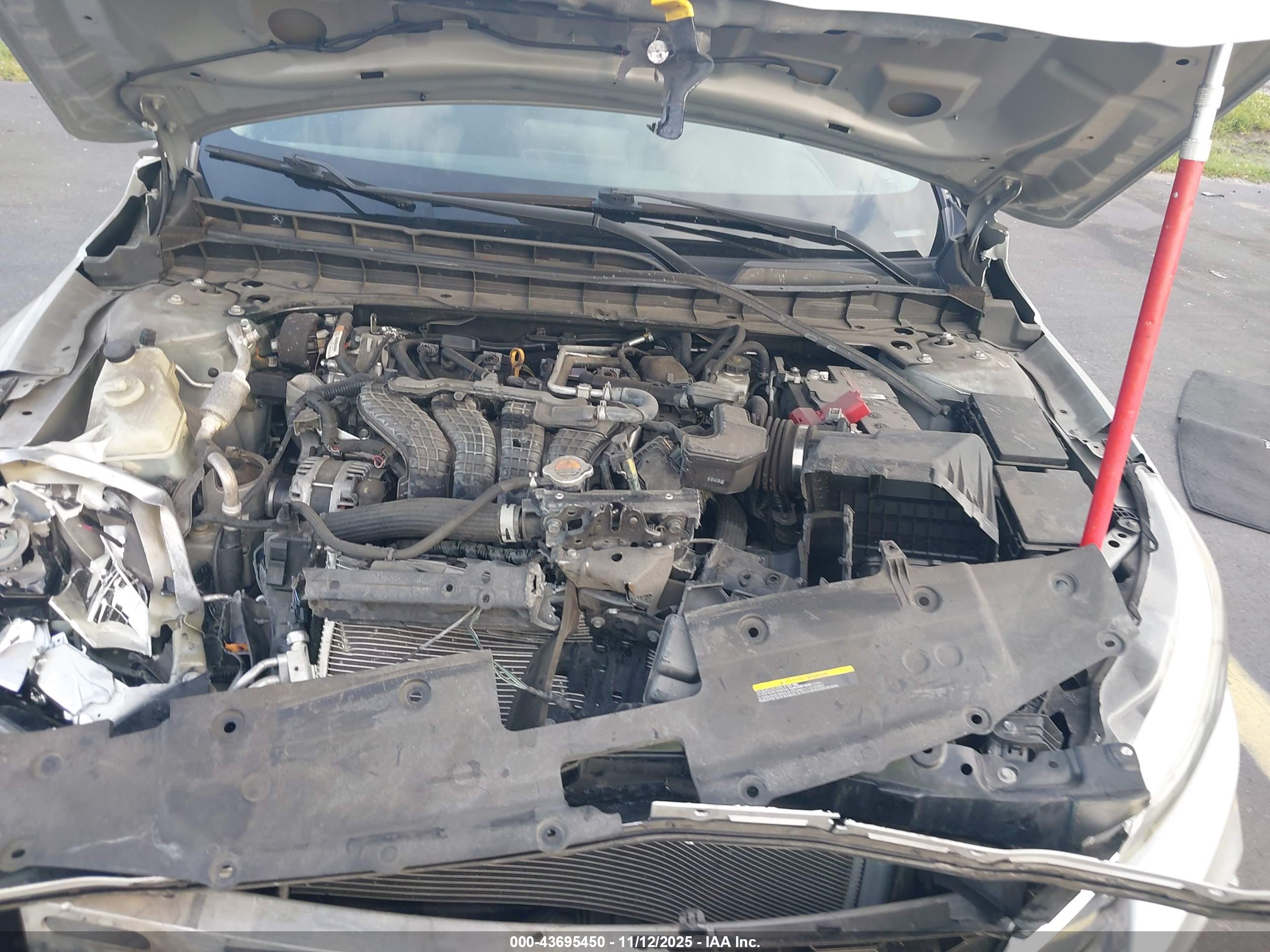 NISSAN ALTIMA image 10