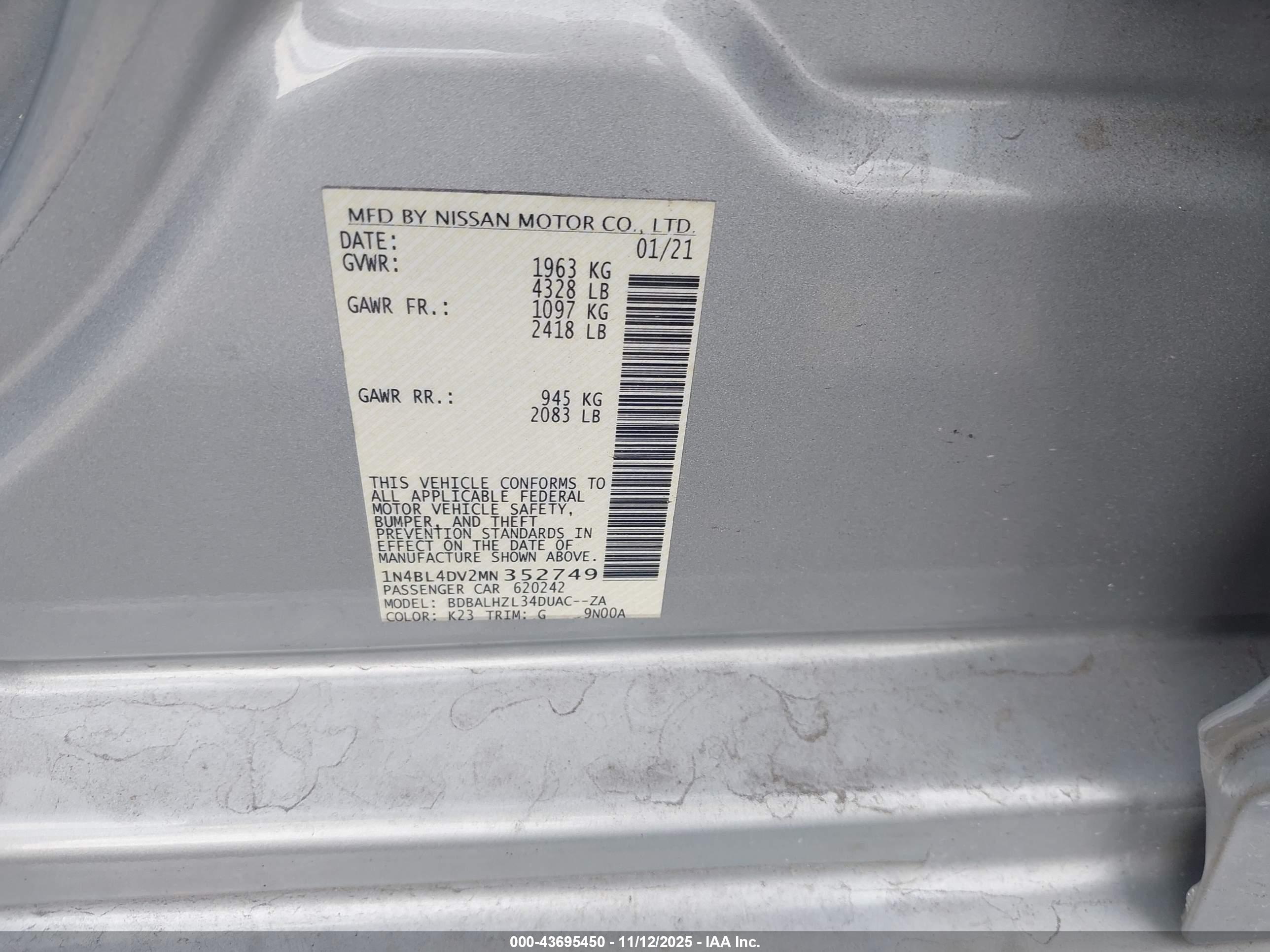 NISSAN ALTIMA image 9