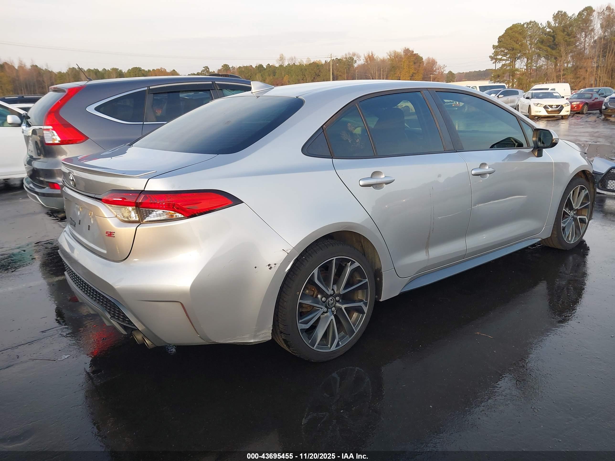 TOYOTA COROLLA image 4