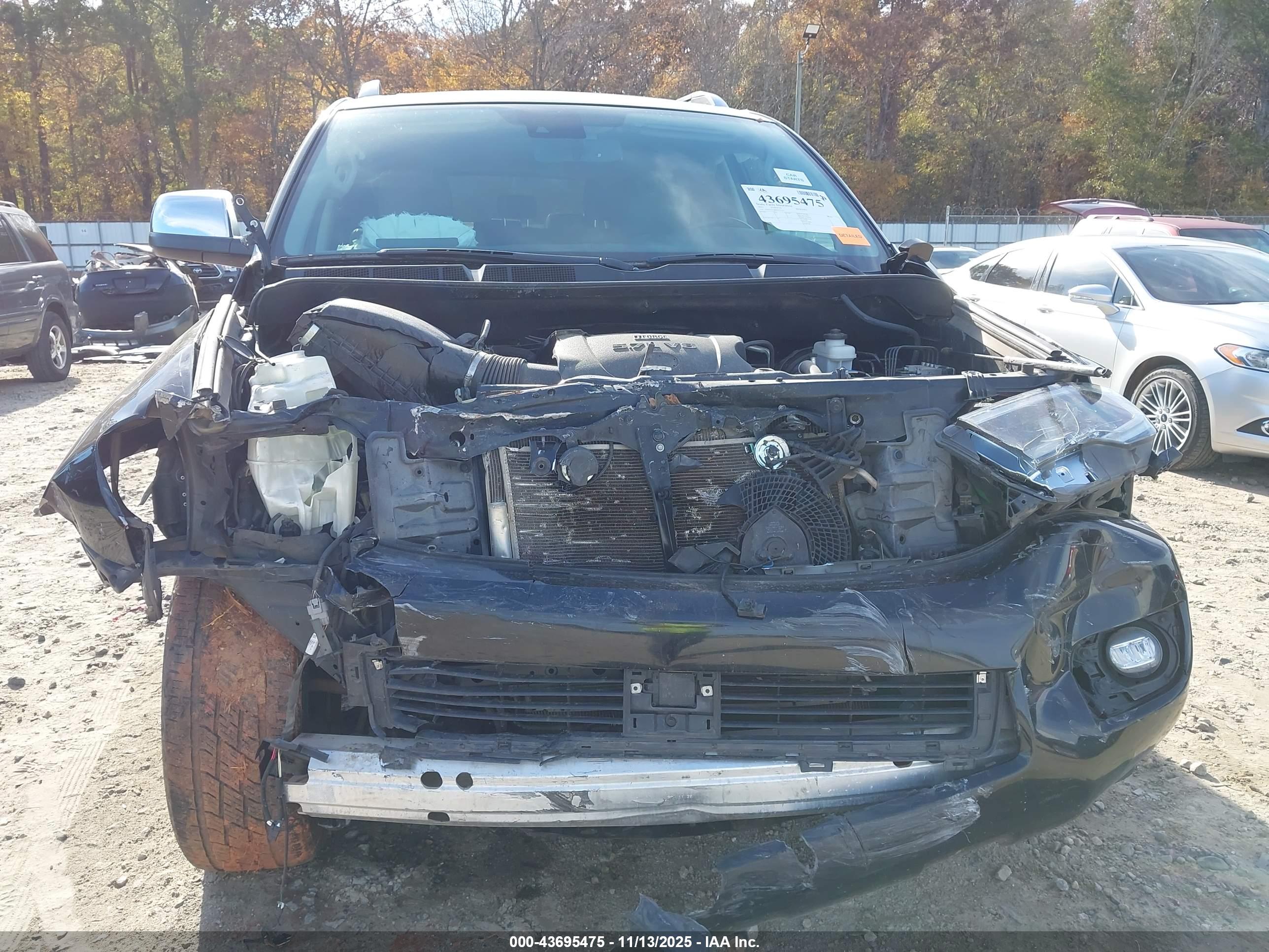 TOYOTA SEQUOIA image 6
