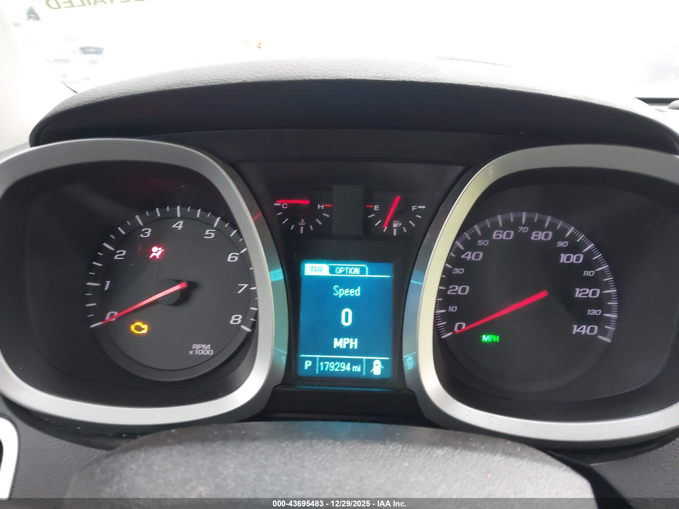 CHEVROLET EQUINOX image 7