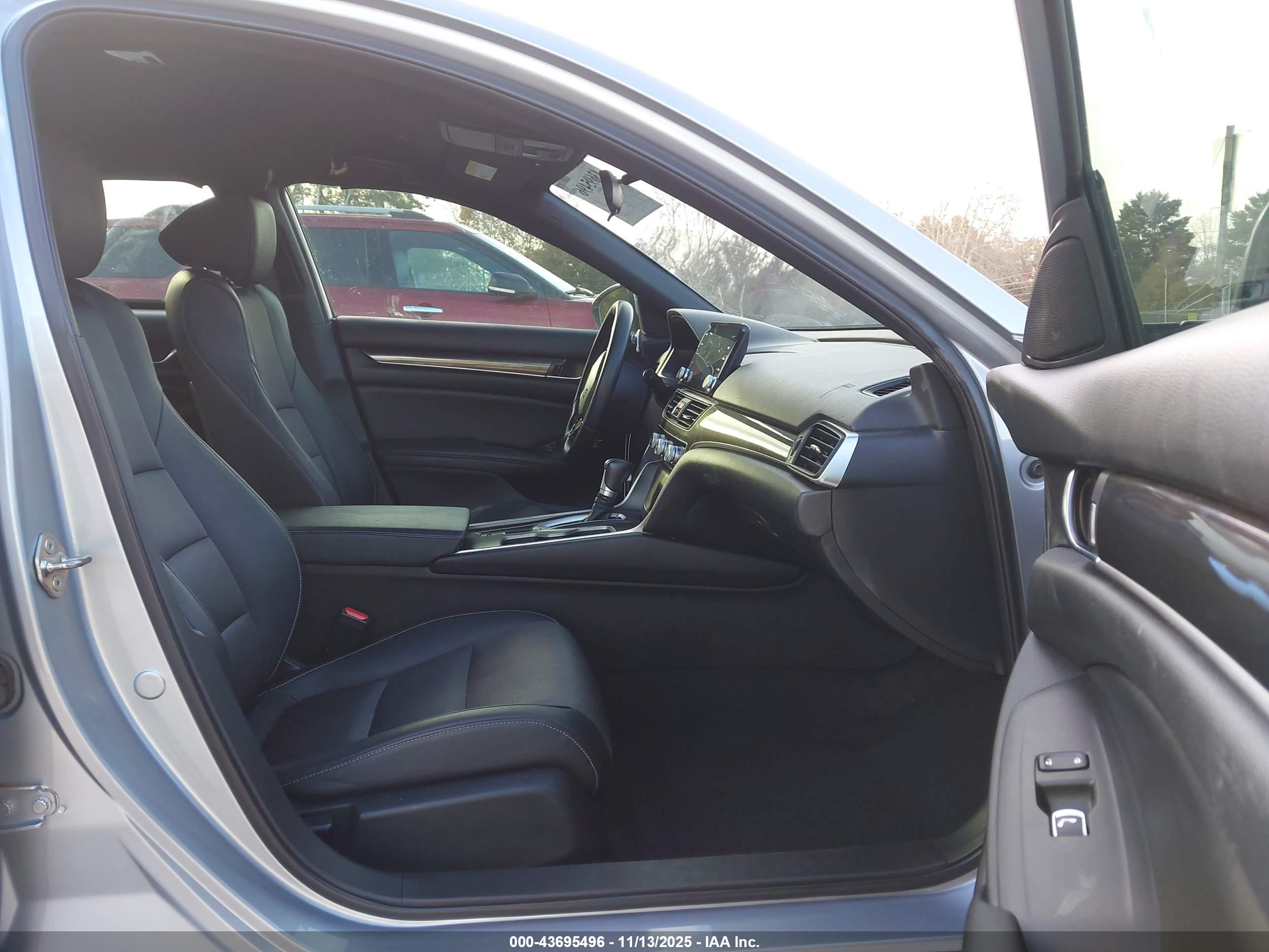 HONDA ACCORD image 5