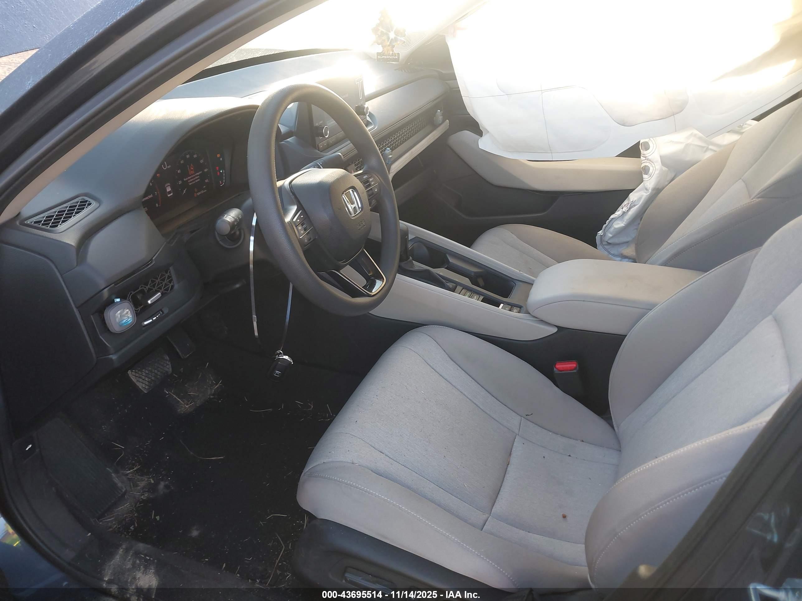 HONDA ACCORD image 5