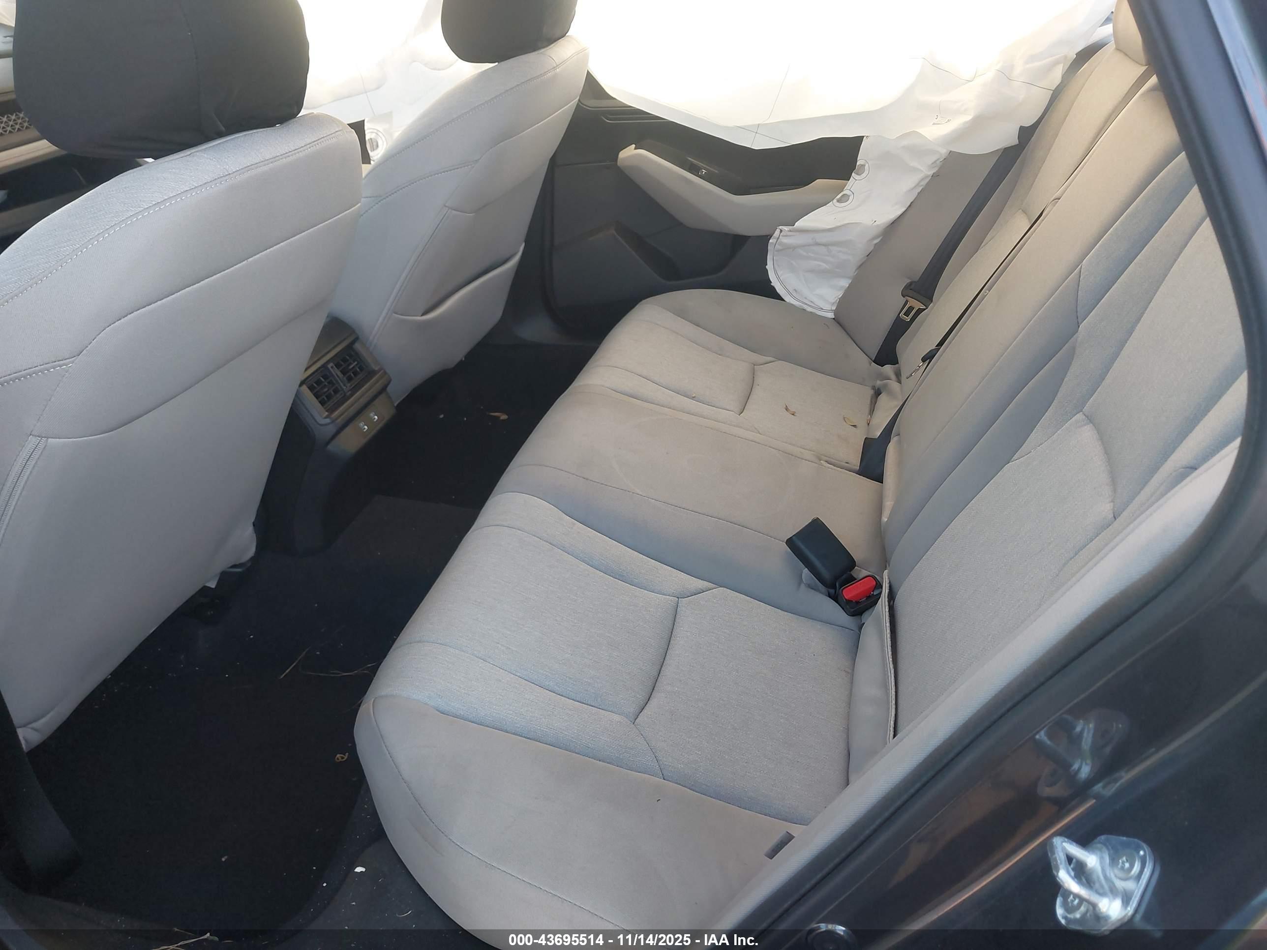 HONDA ACCORD image 8