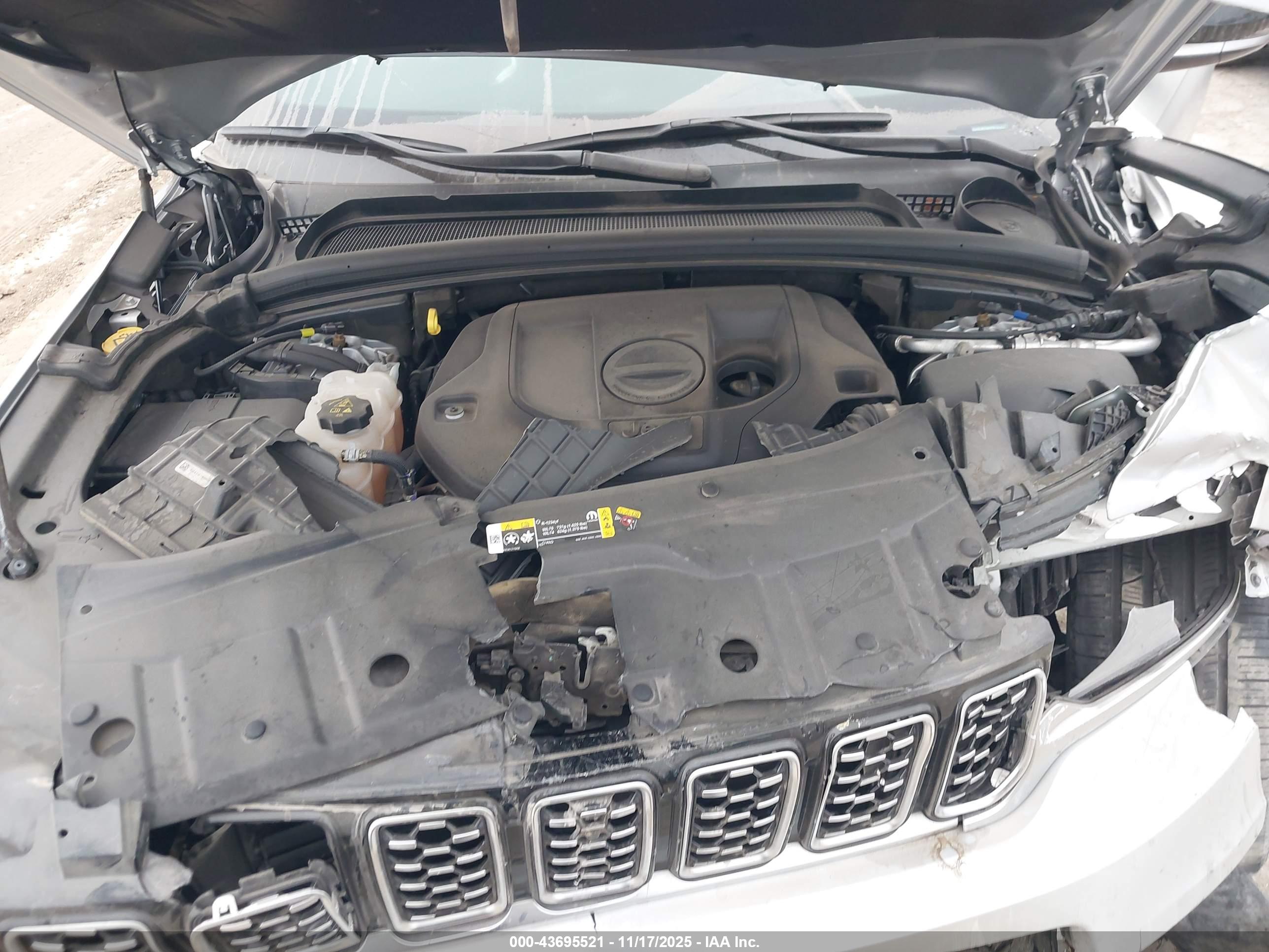 JEEP GRAND image 10