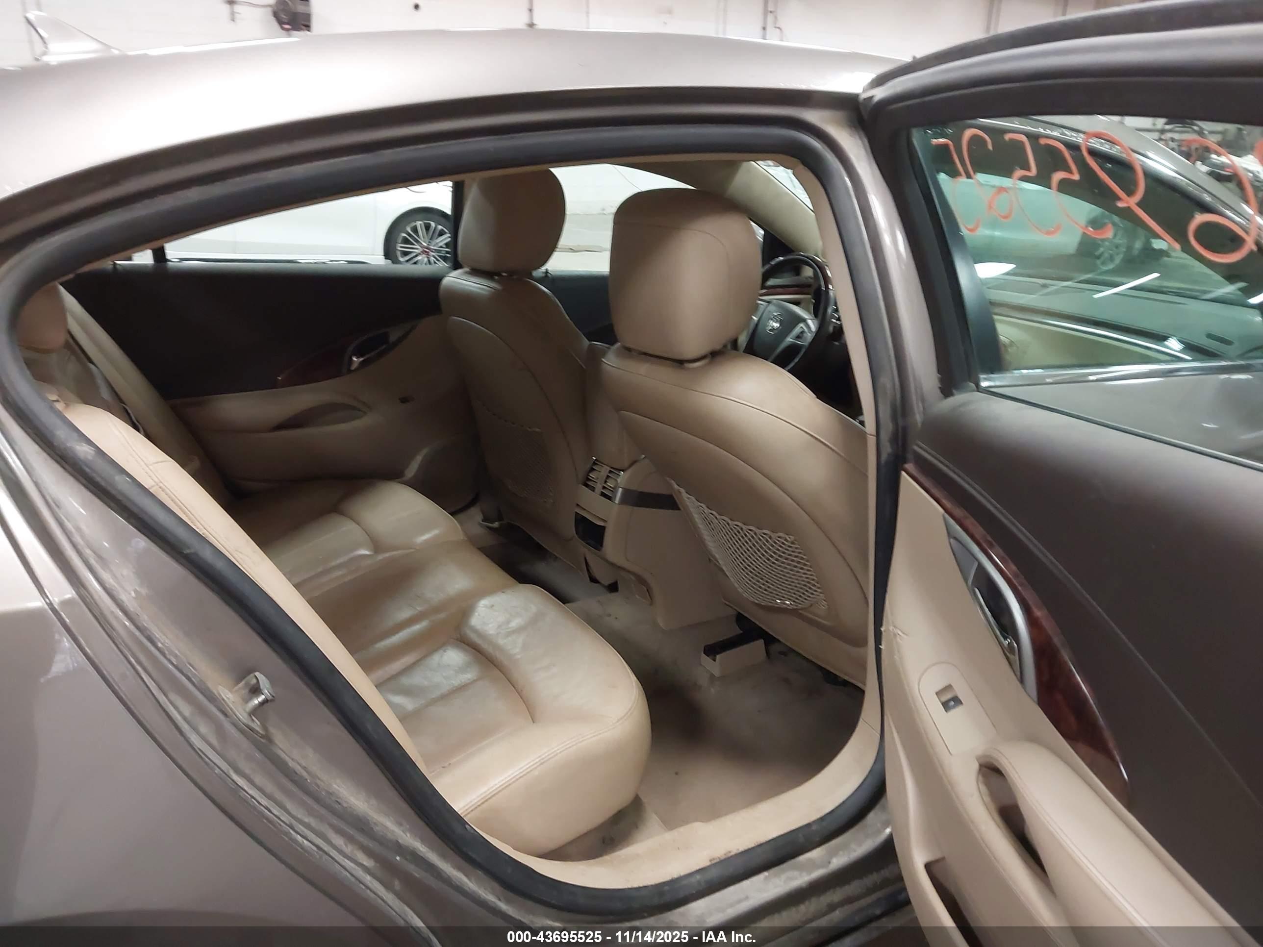 BUICK LACROSSE image 8