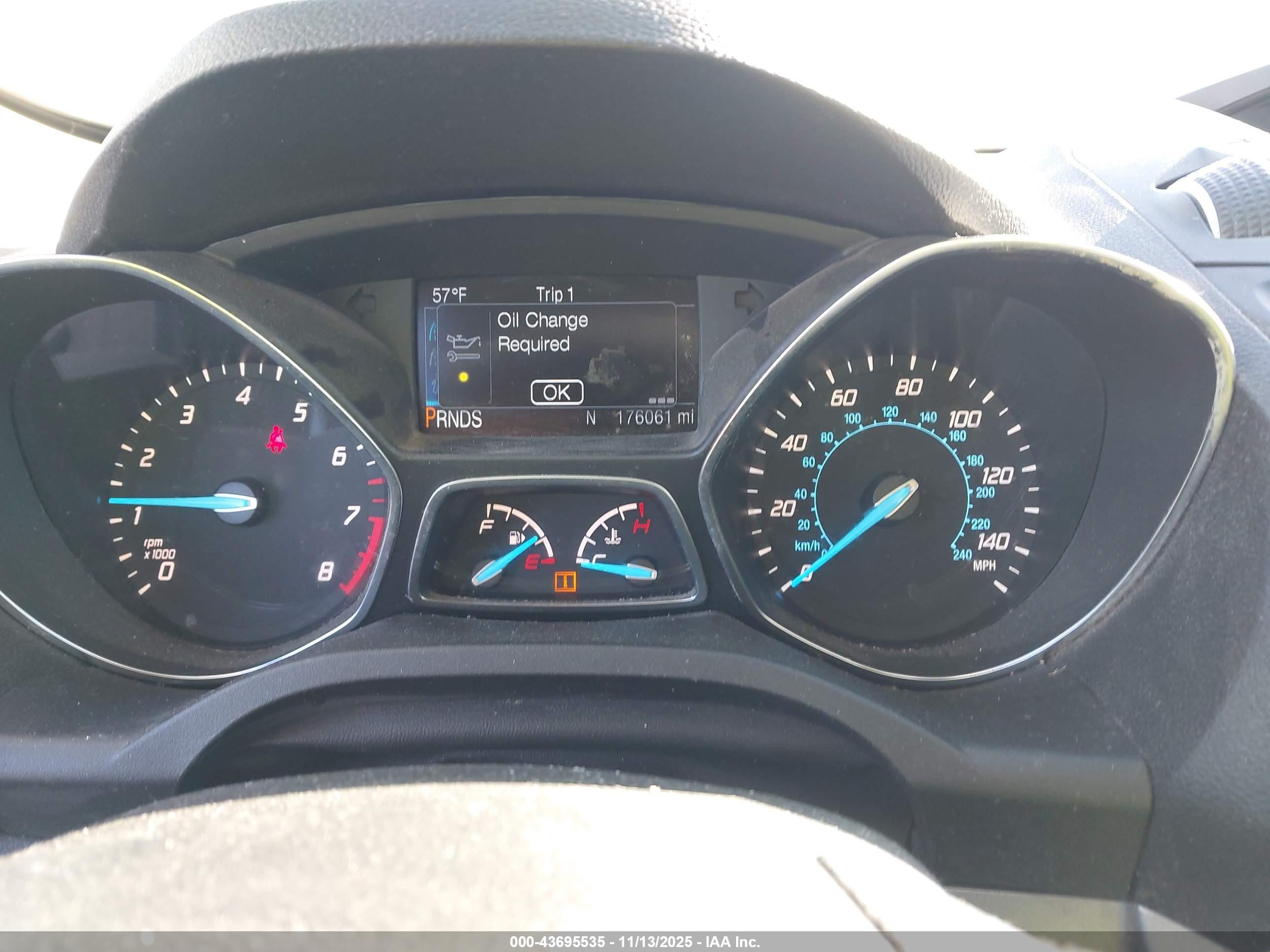 FORD ESCAPE image 7