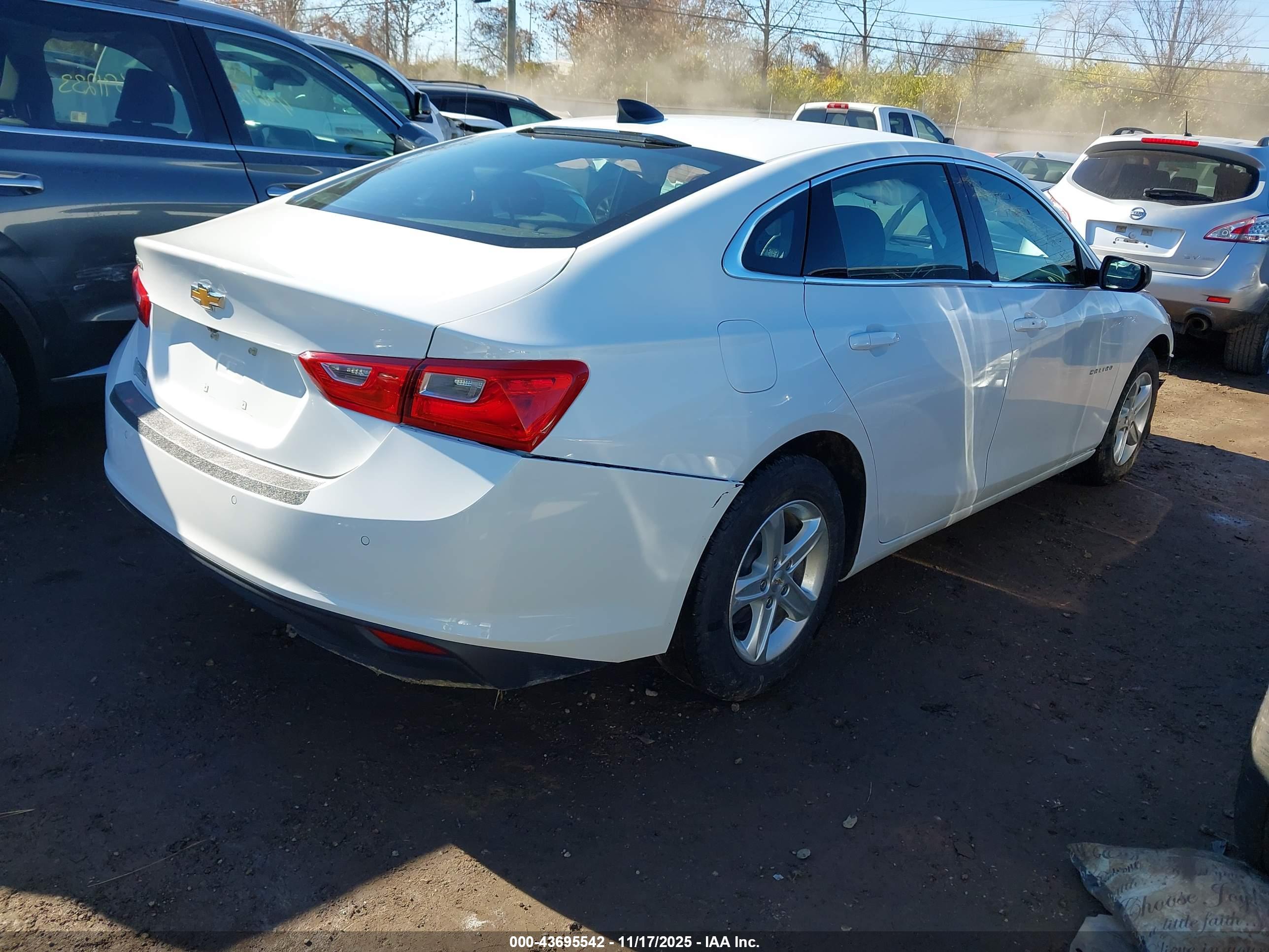 CHEVROLET MALIBU image 4