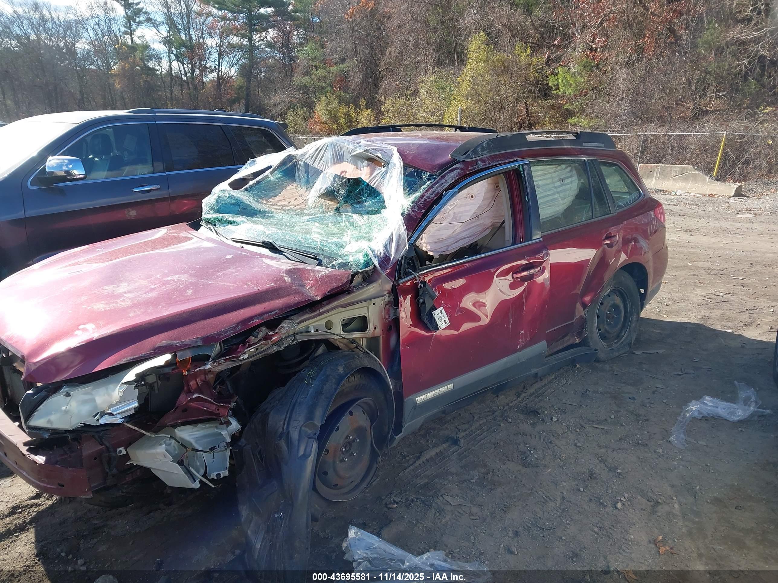 SUBARU OUTBACK image 6