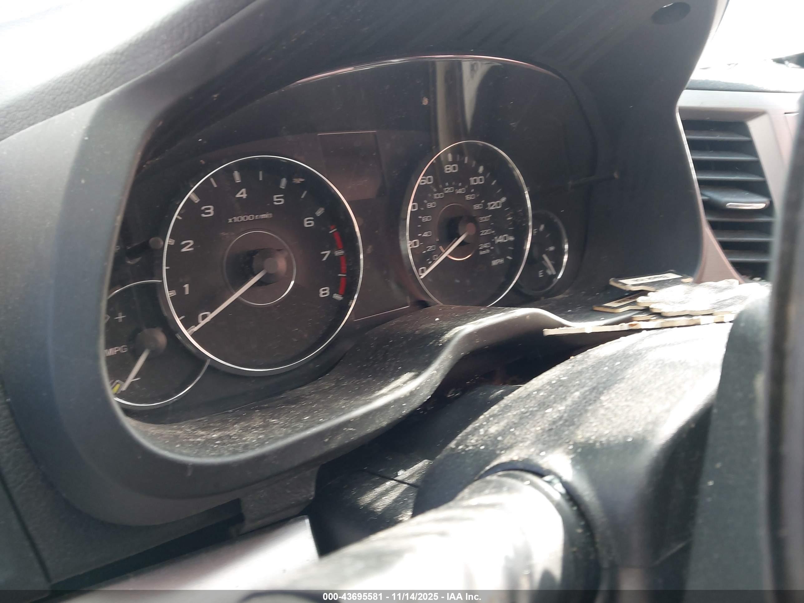 SUBARU OUTBACK image 7