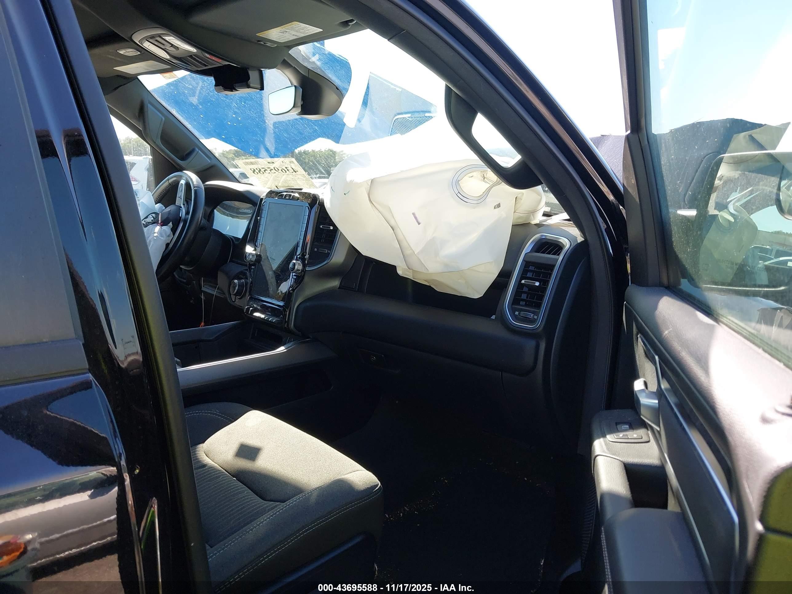 RAM 1500 image 5