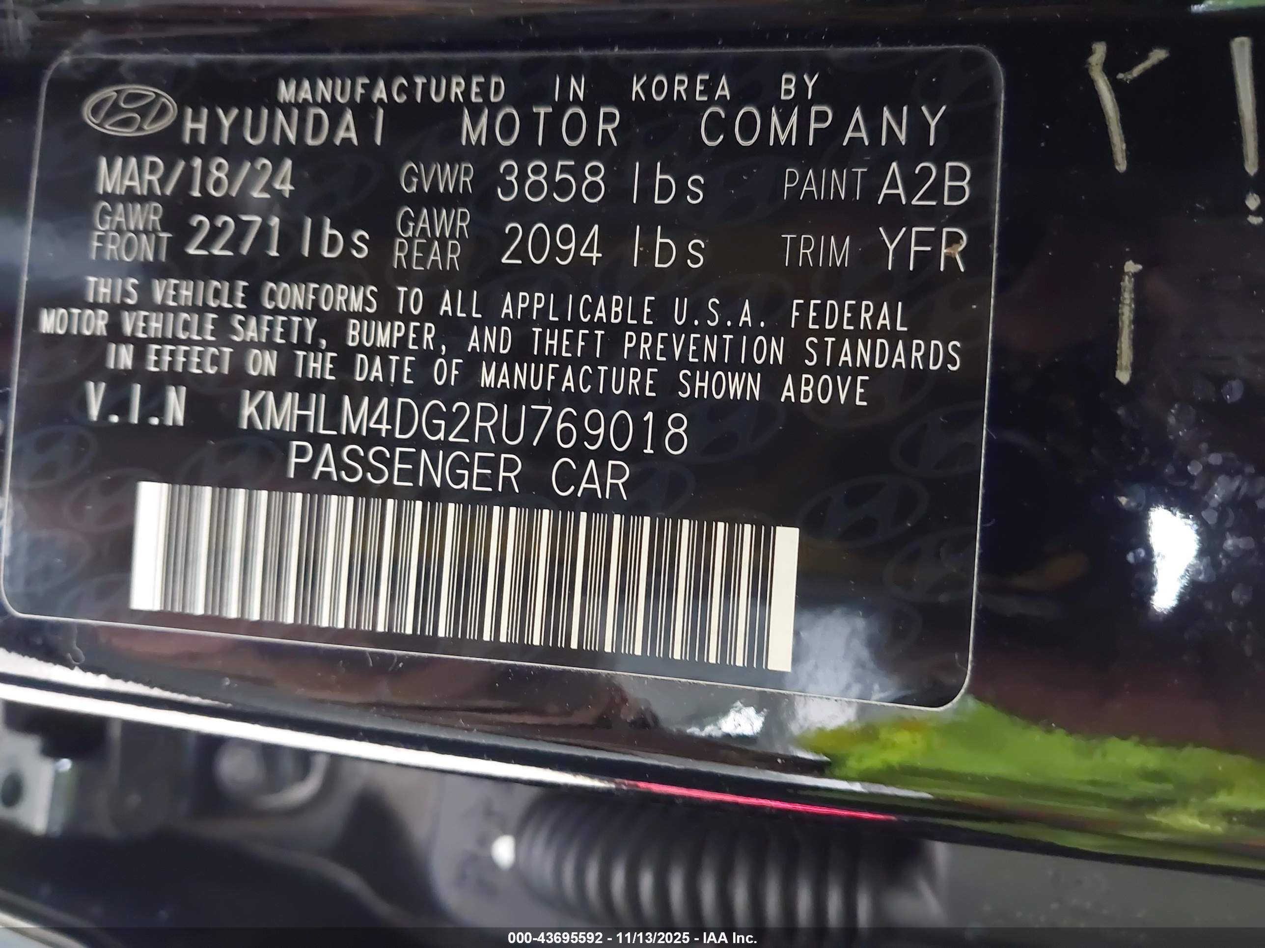 HYUNDAI ELANTRA image 9