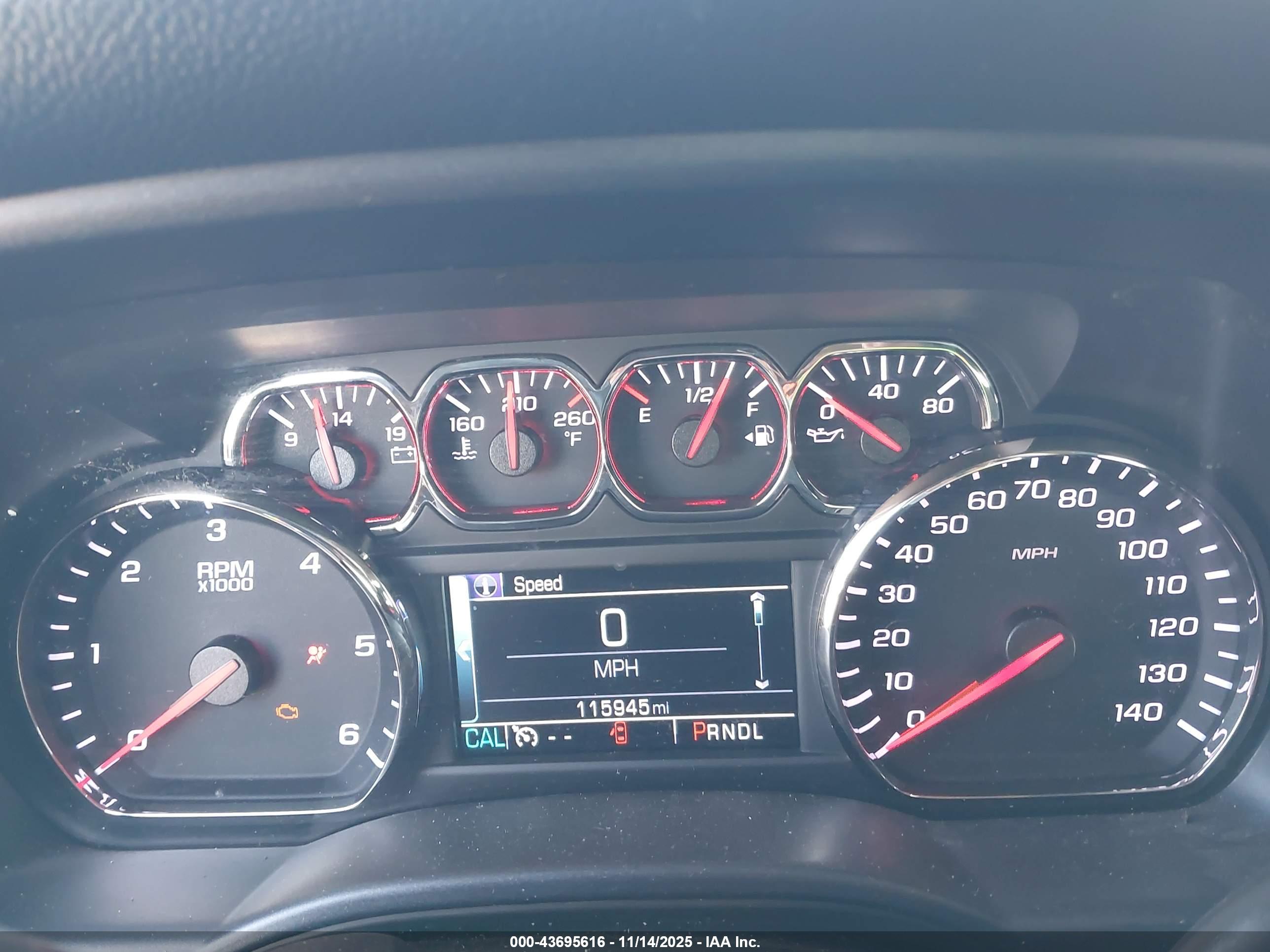 CHEVROLET SILVERADO image 7