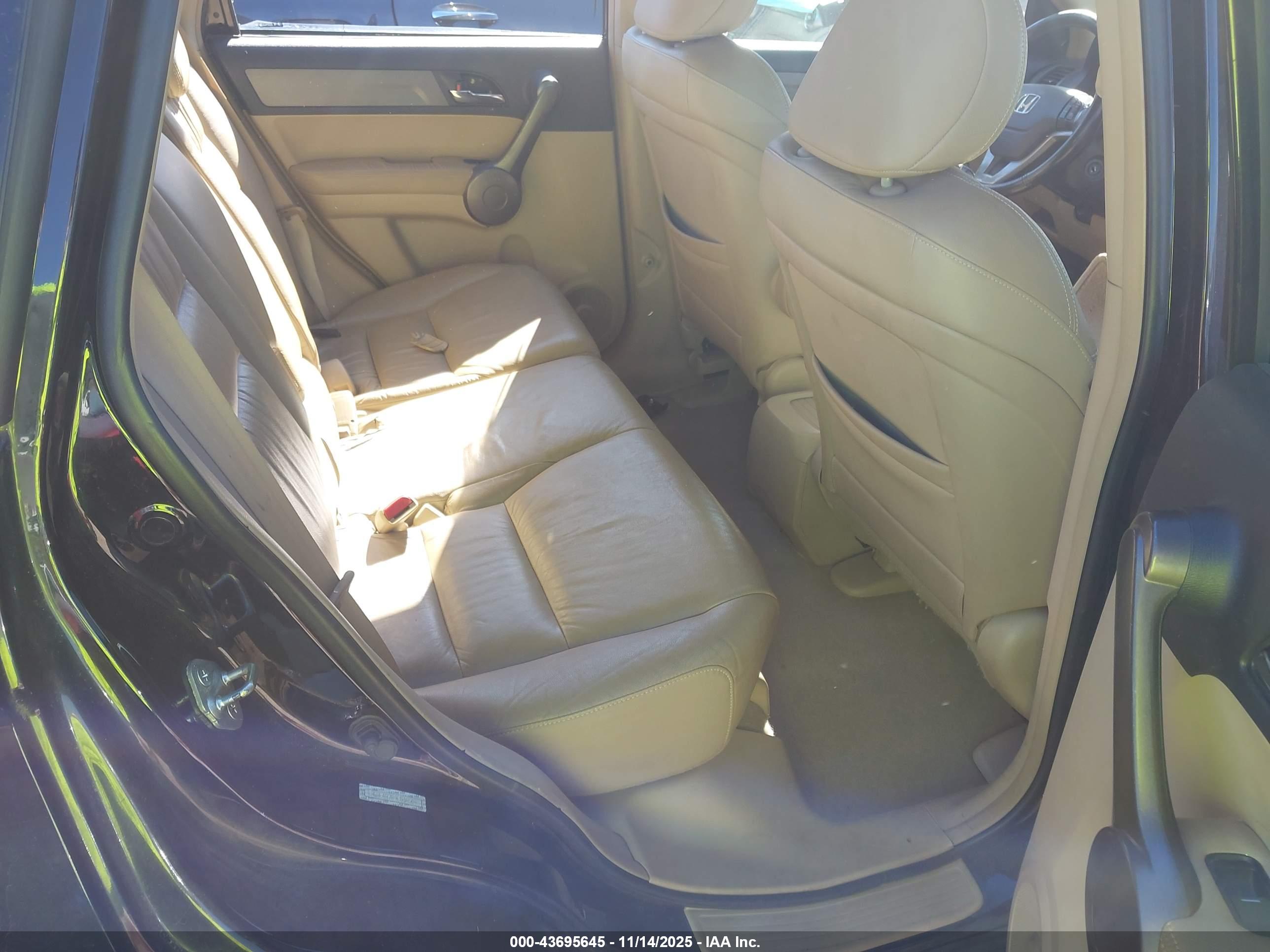 HONDA CR-V image 8