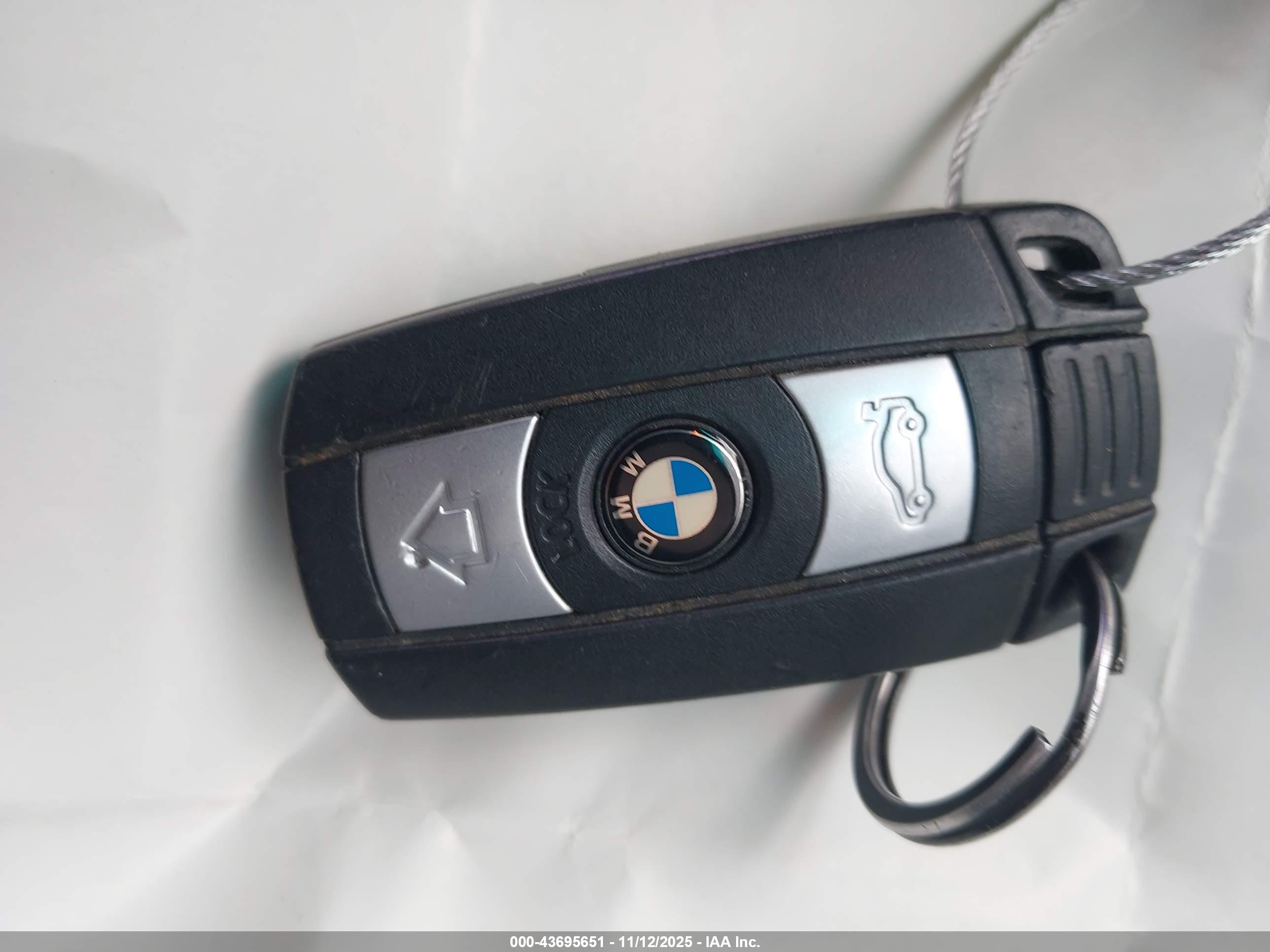 BMW 328I image 11
