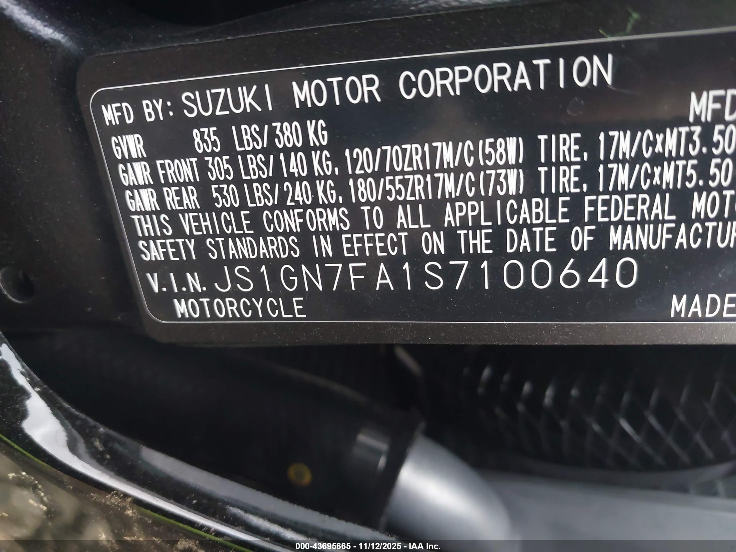 SUZUKI GSX-R600 image 10