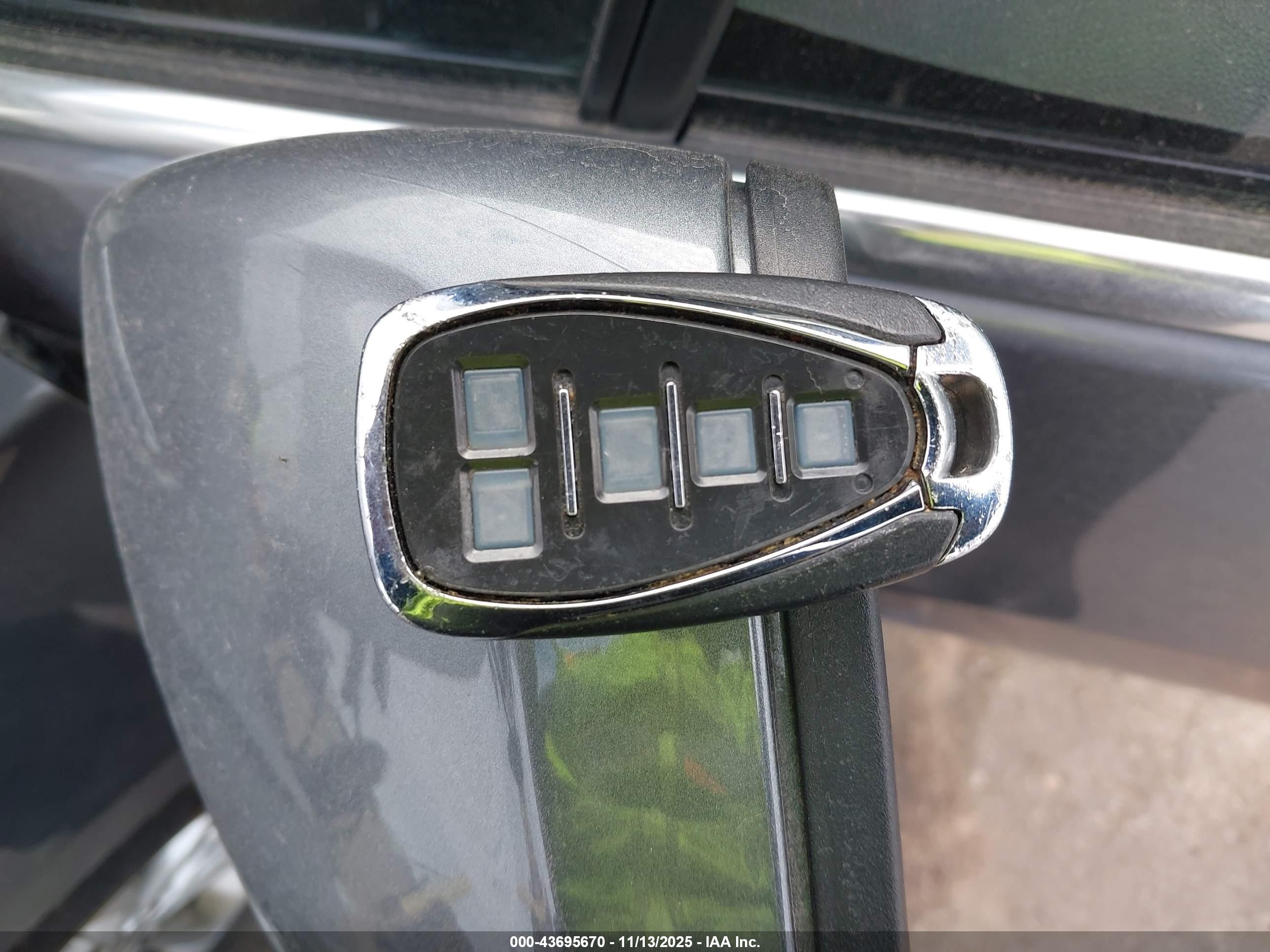 CHEVROLET CRUZE image 11