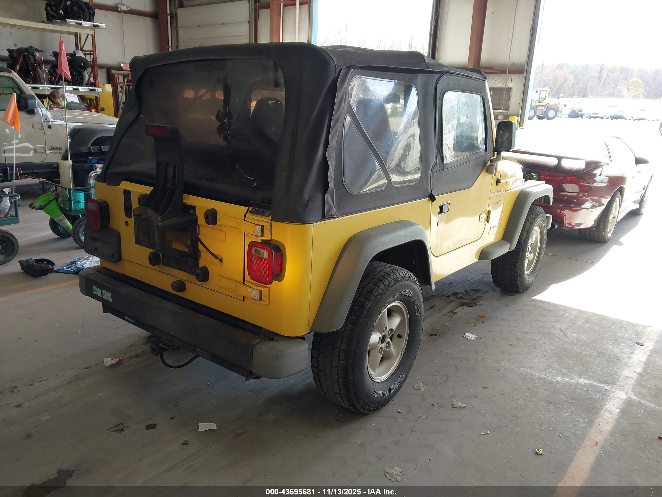 JEEP WRANGLER image 4