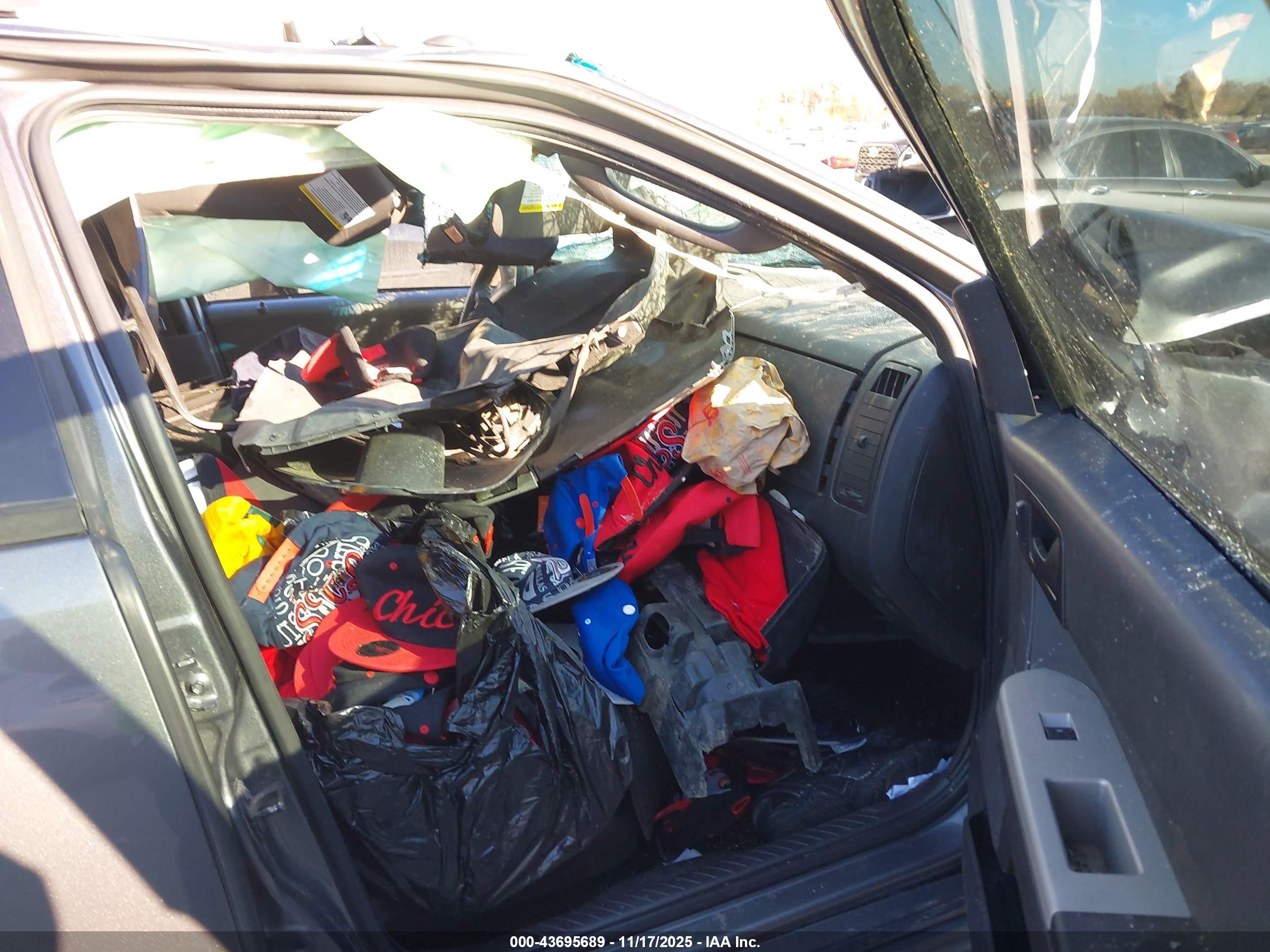 FORD ESCAPE image 5