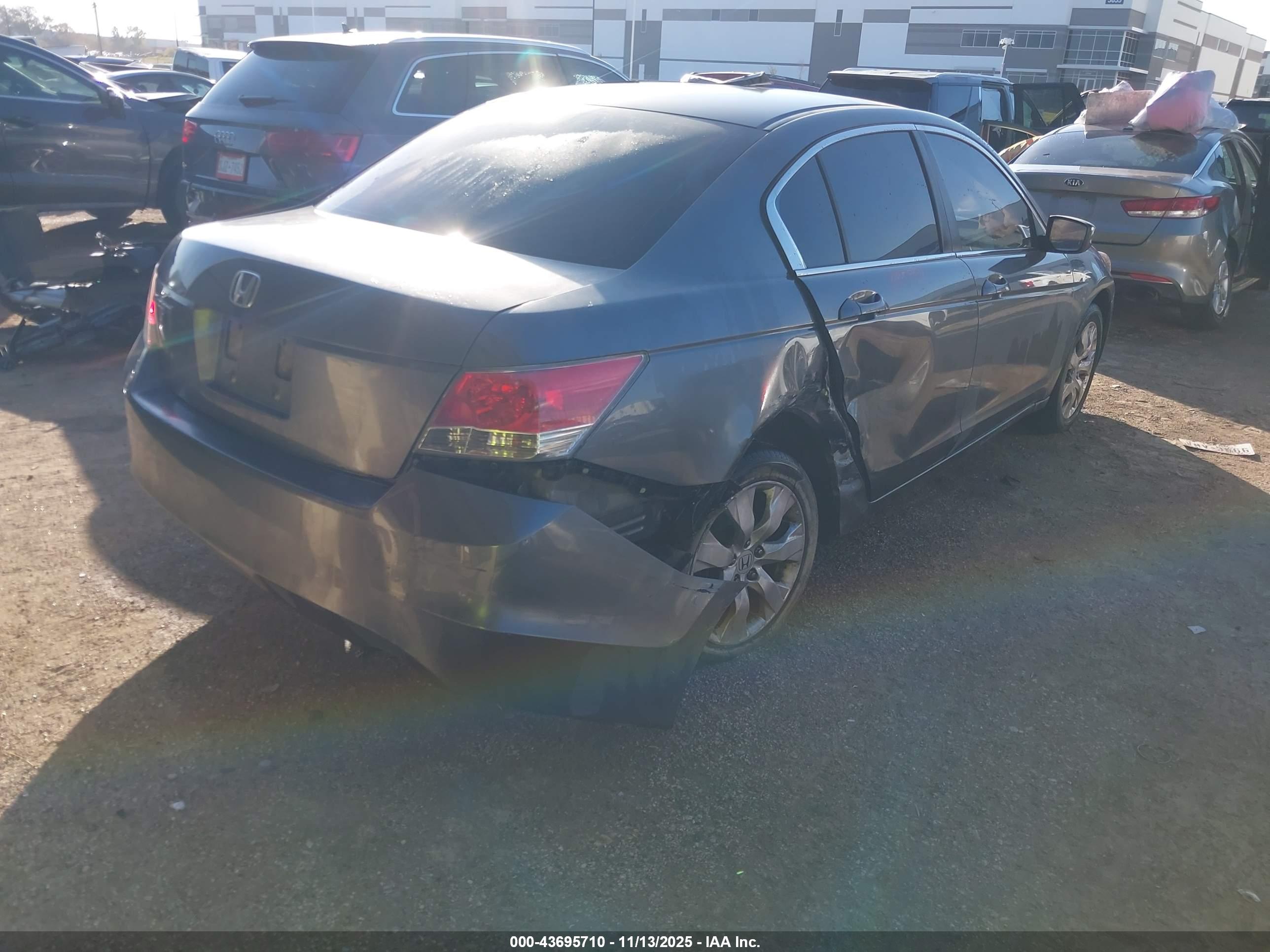 HONDA ACCORD image 4