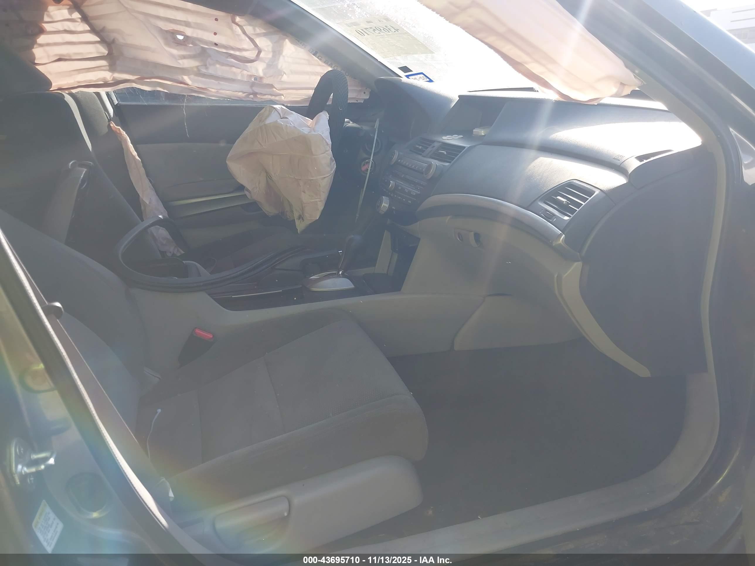 HONDA ACCORD image 5