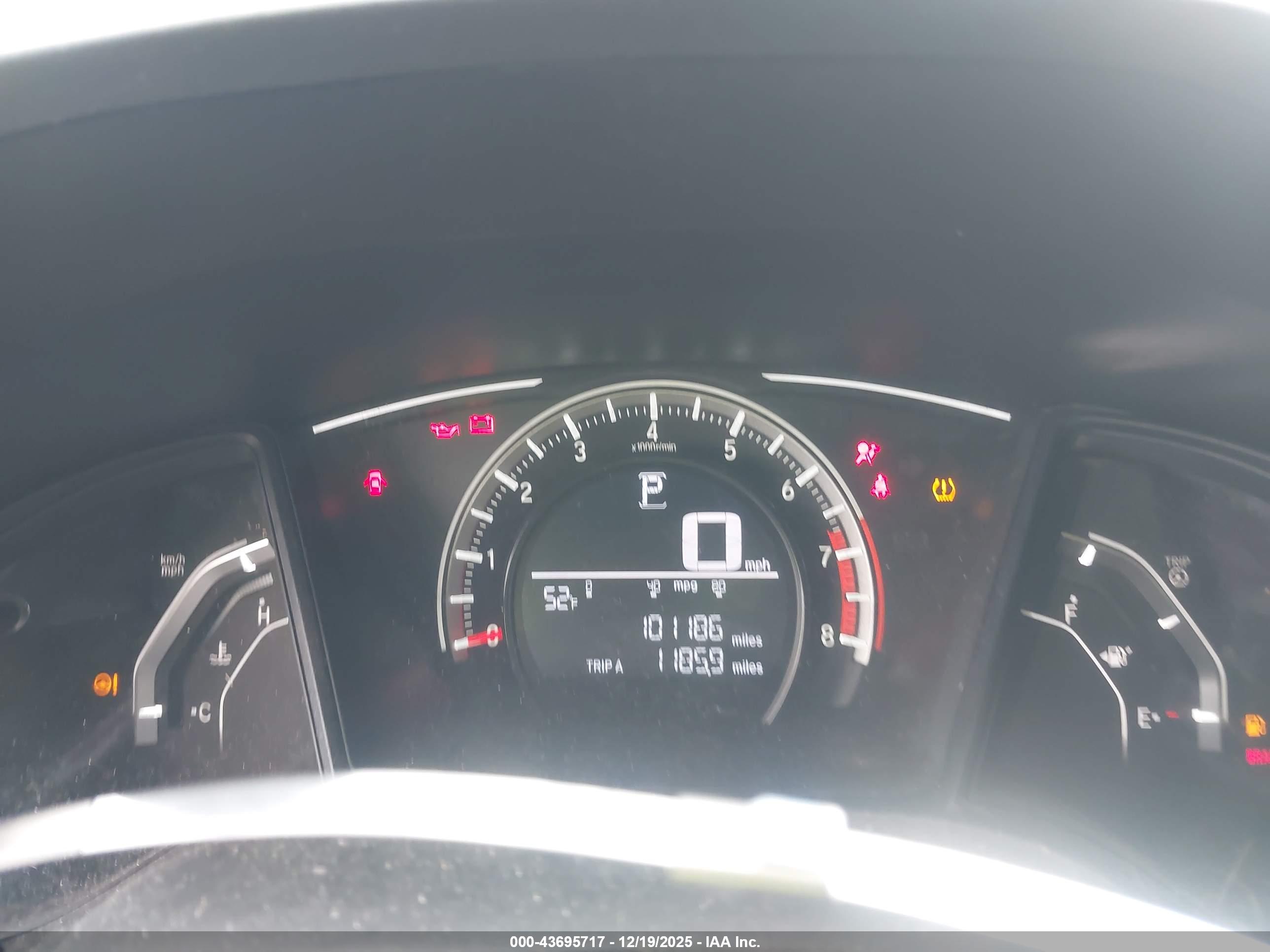 HONDA CIVIC image 7