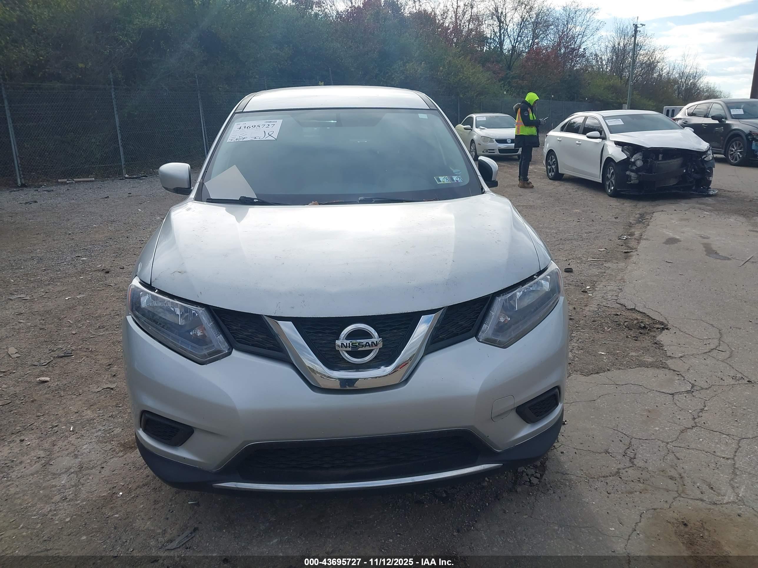 NISSAN ROGUE image 6