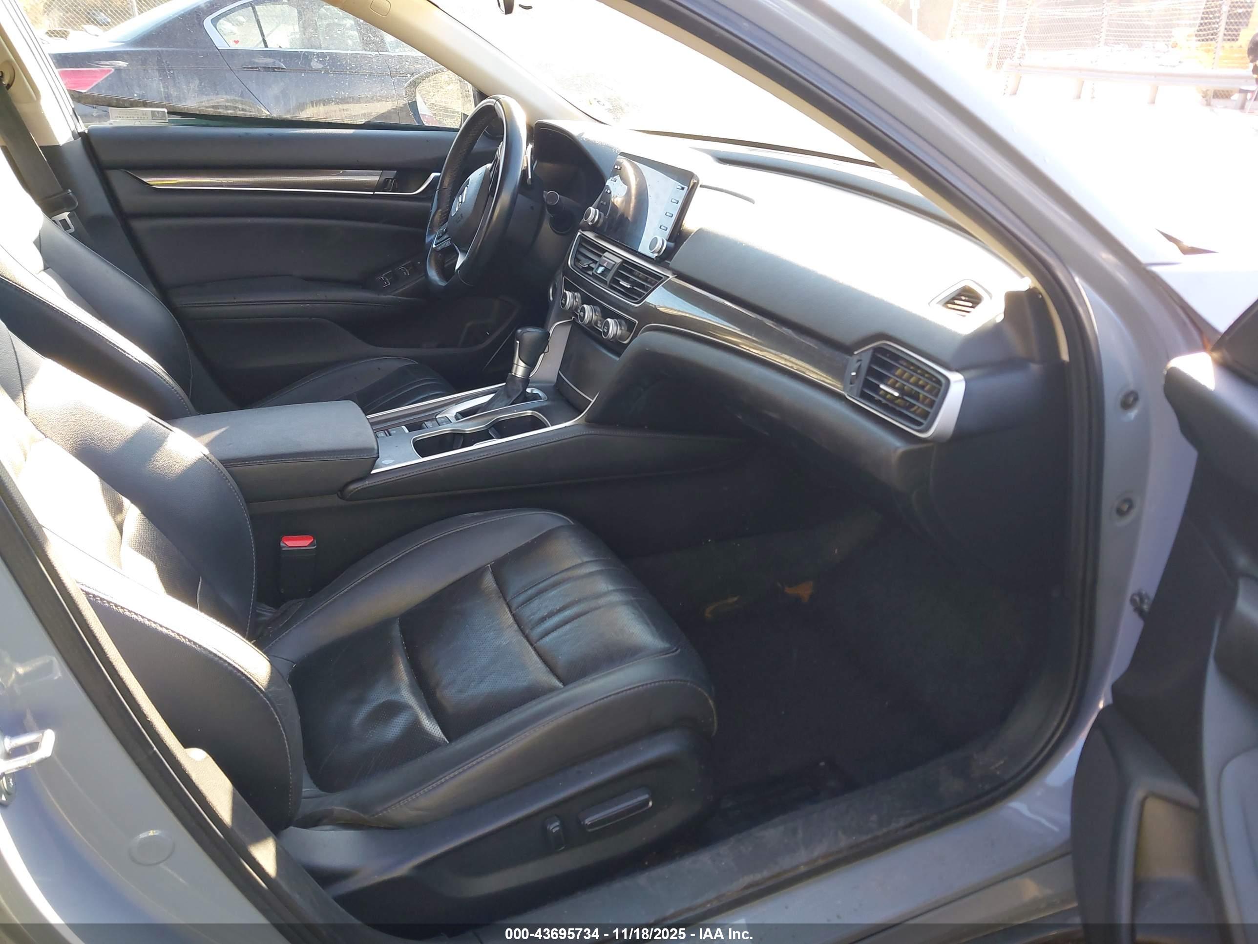 HONDA ACCORD image 5