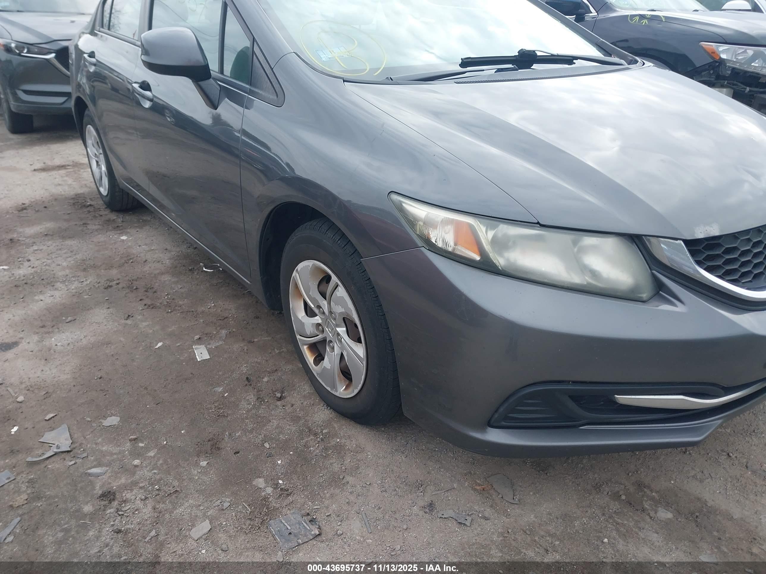 HONDA CIVIC image 6