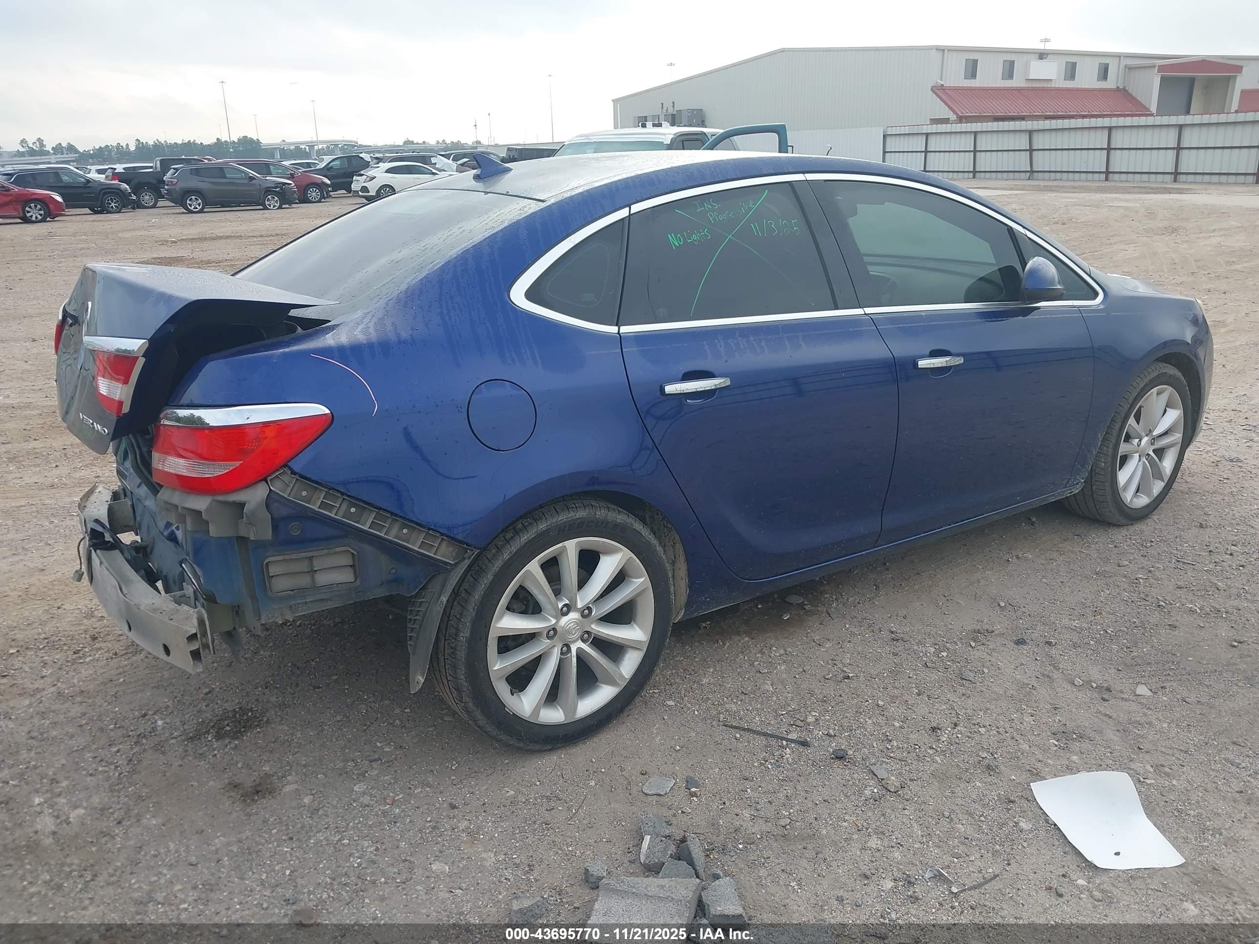 BUICK VERANO image 4