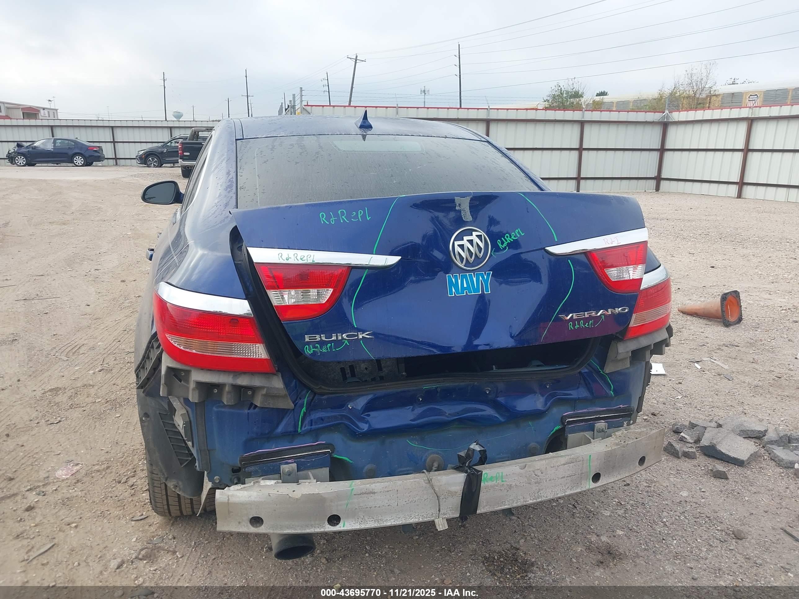BUICK VERANO image 6