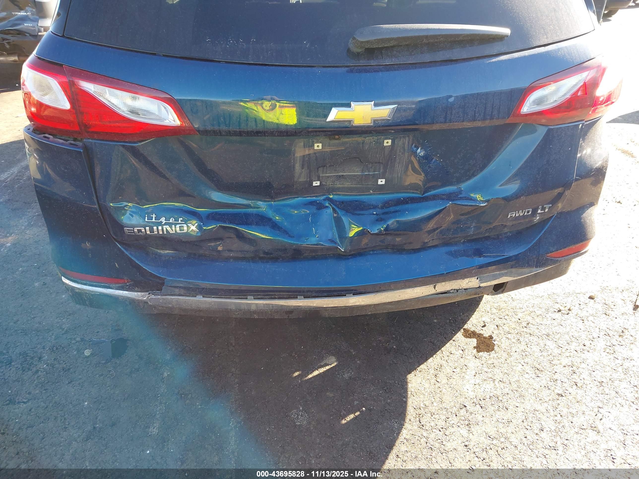 CHEVROLET EQUINOX image 6