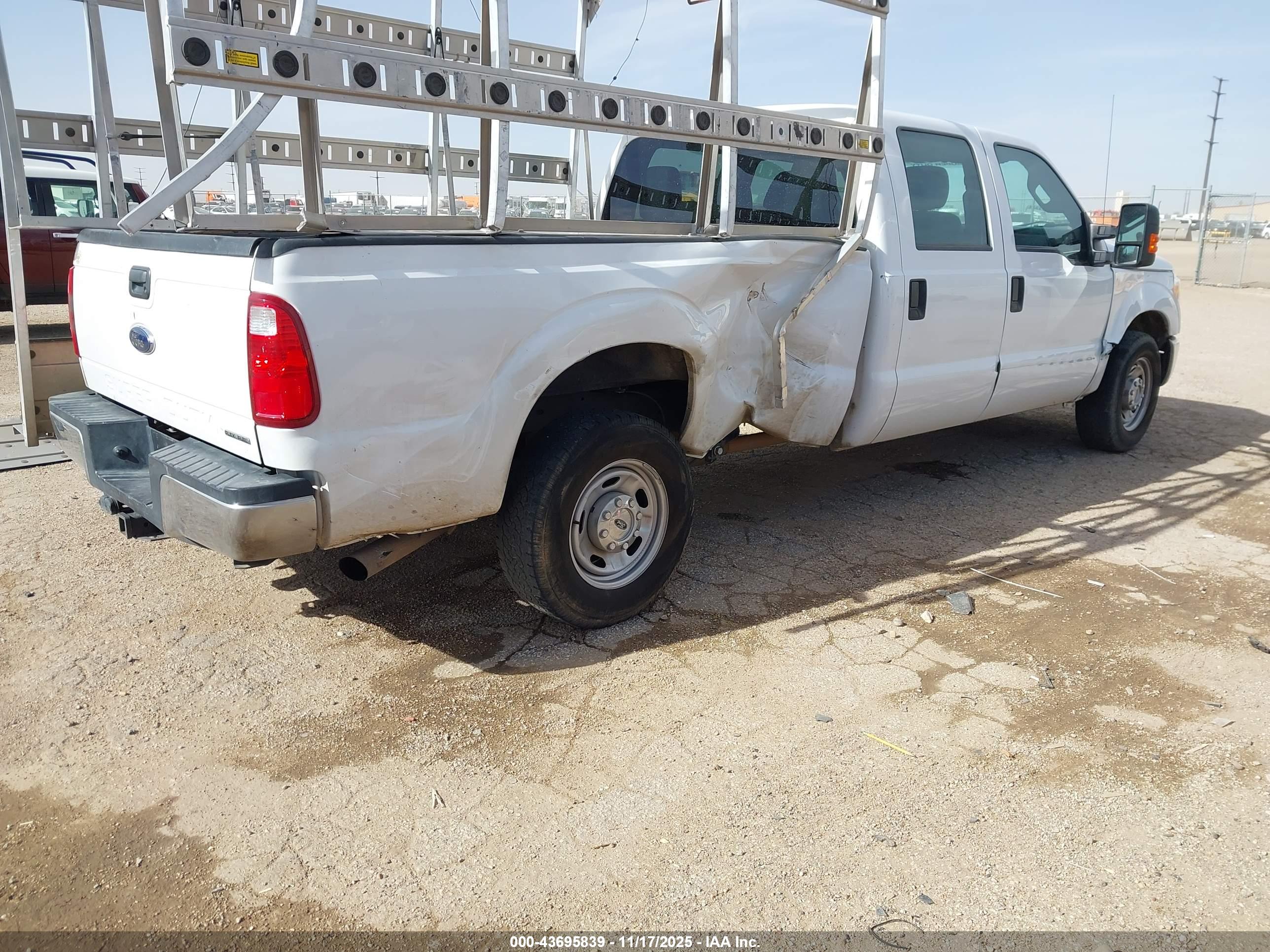 FORD F-250 image 4