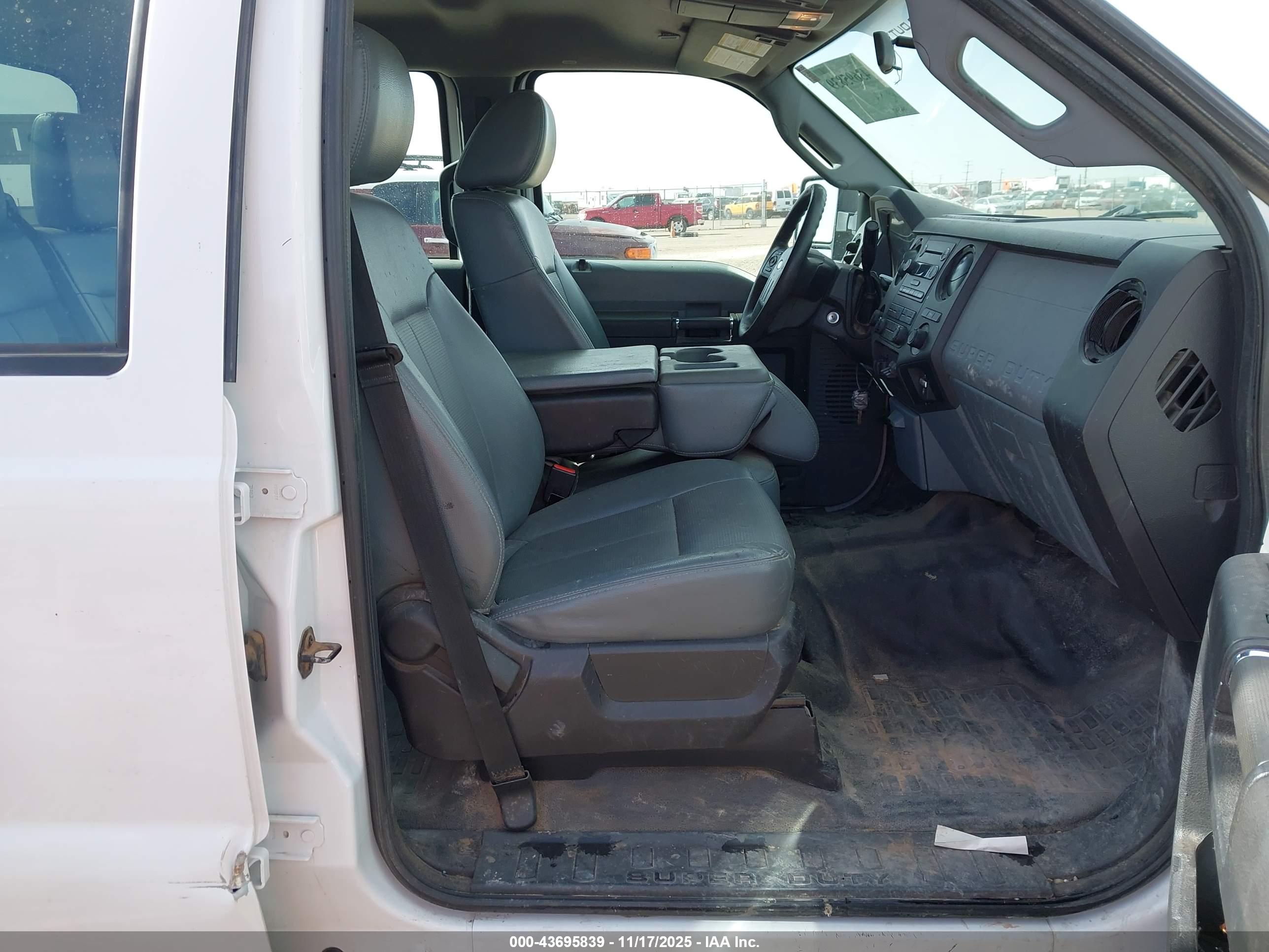 FORD F-250 image 5