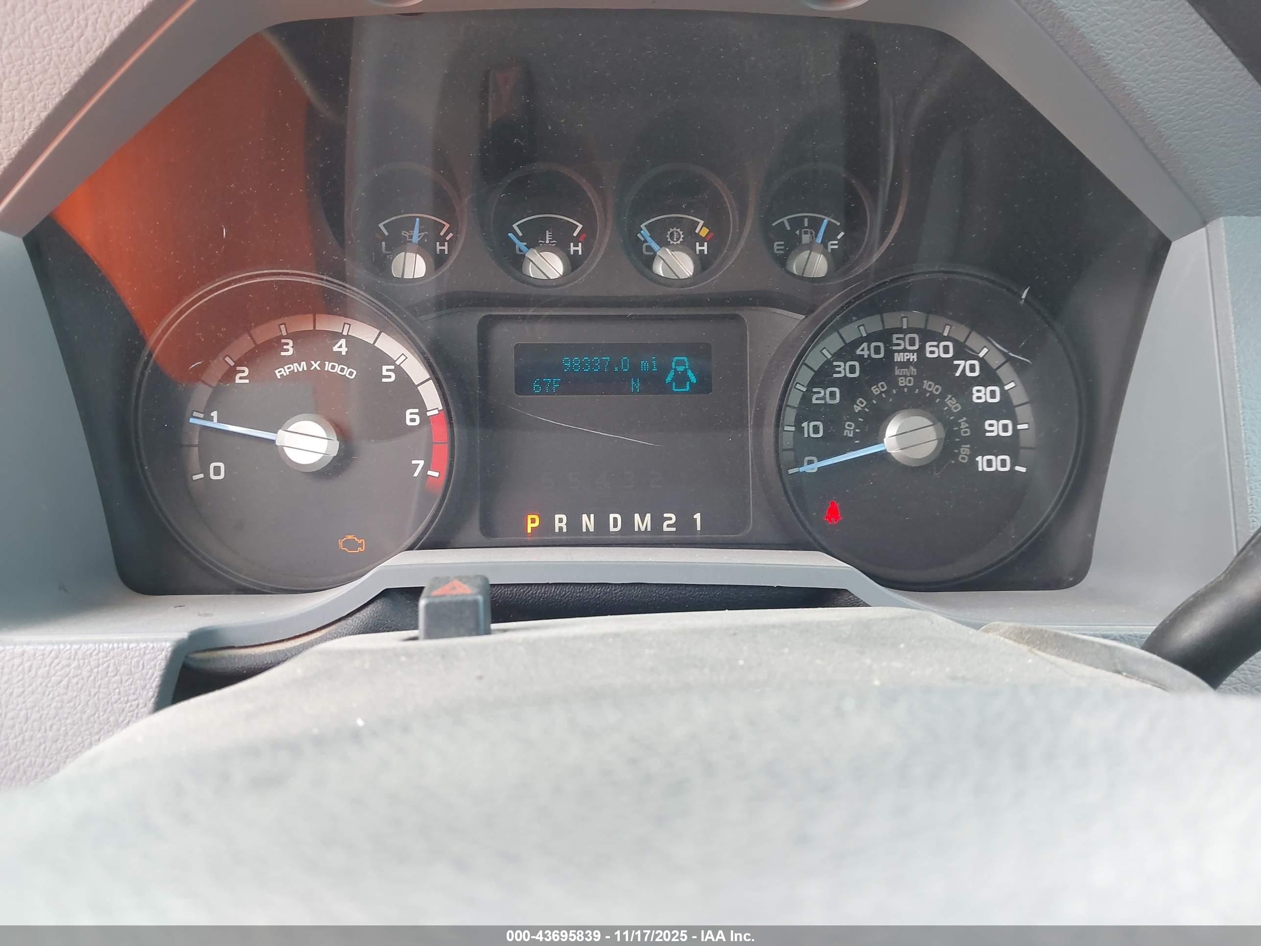 FORD F-250 image 7